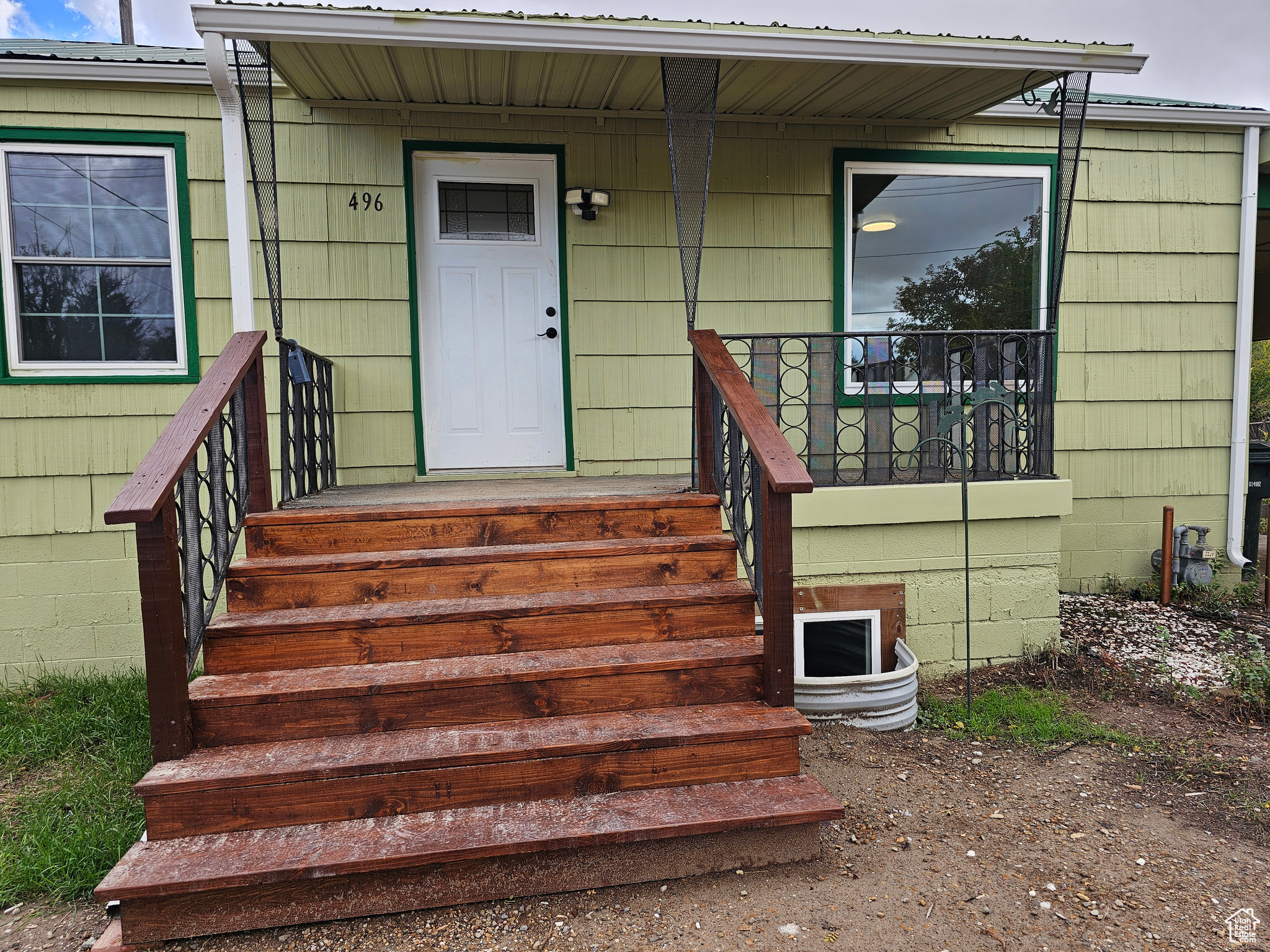 main property photo 32
