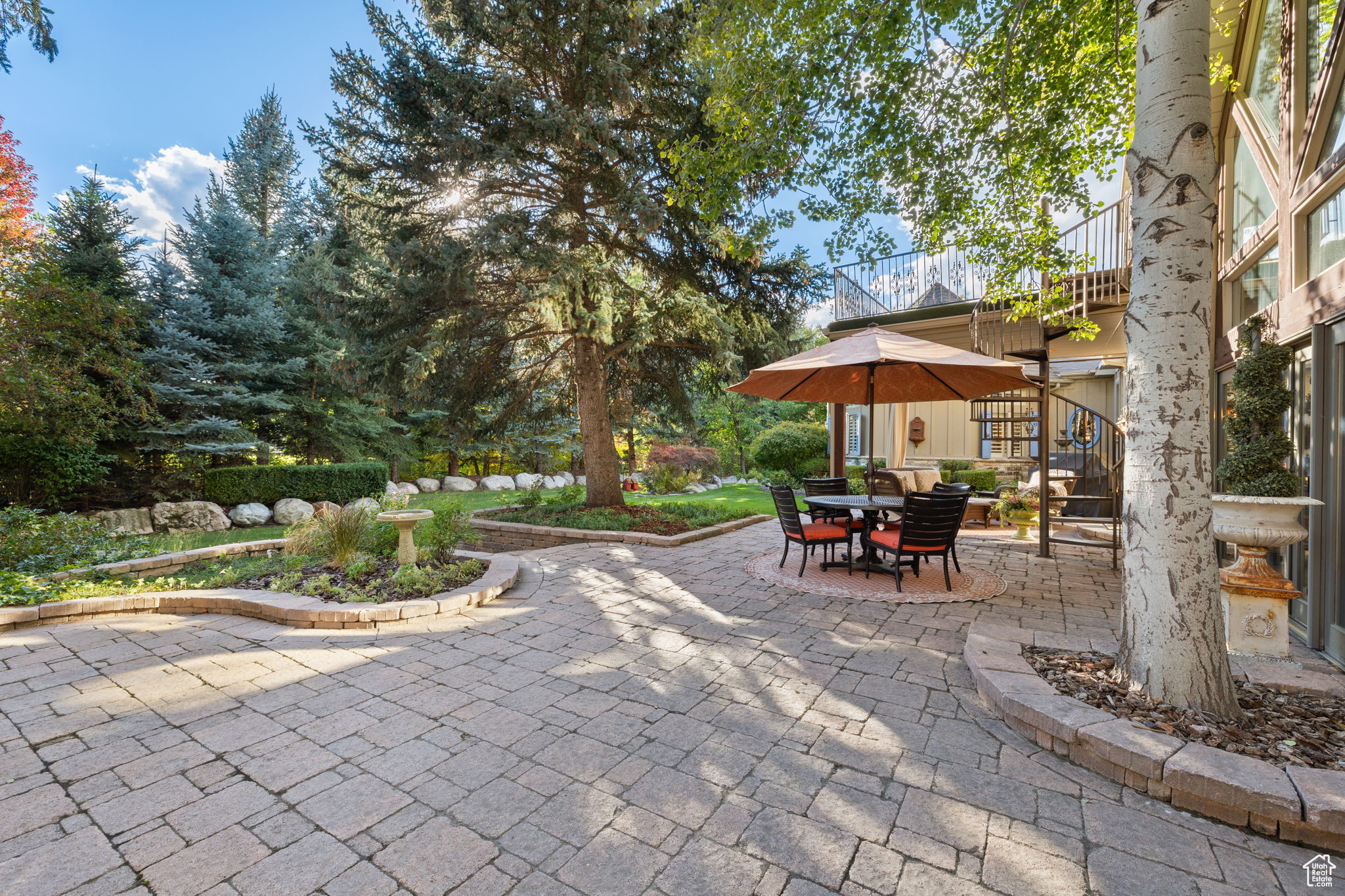 main property photo 107