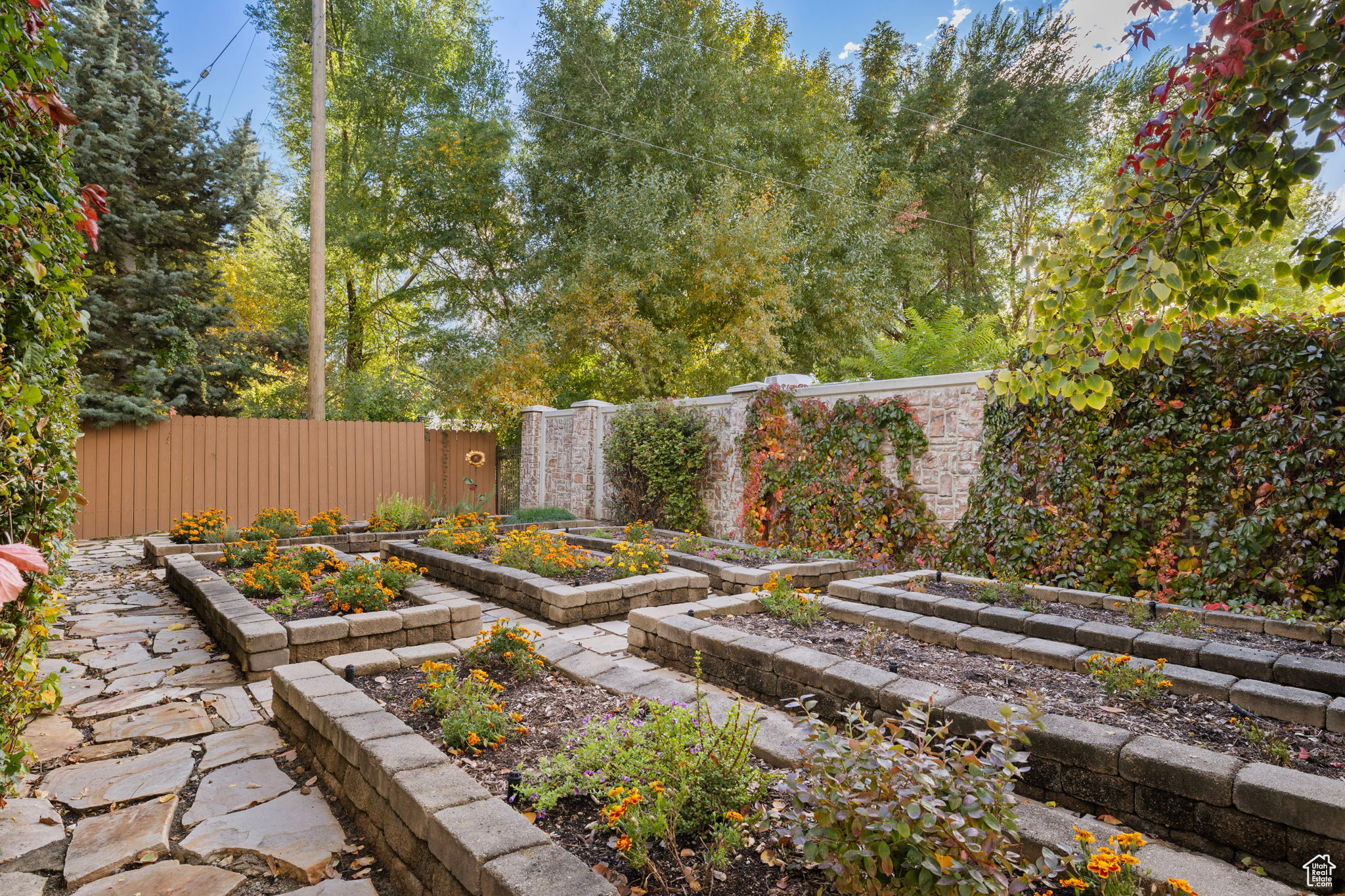 main property photo 112