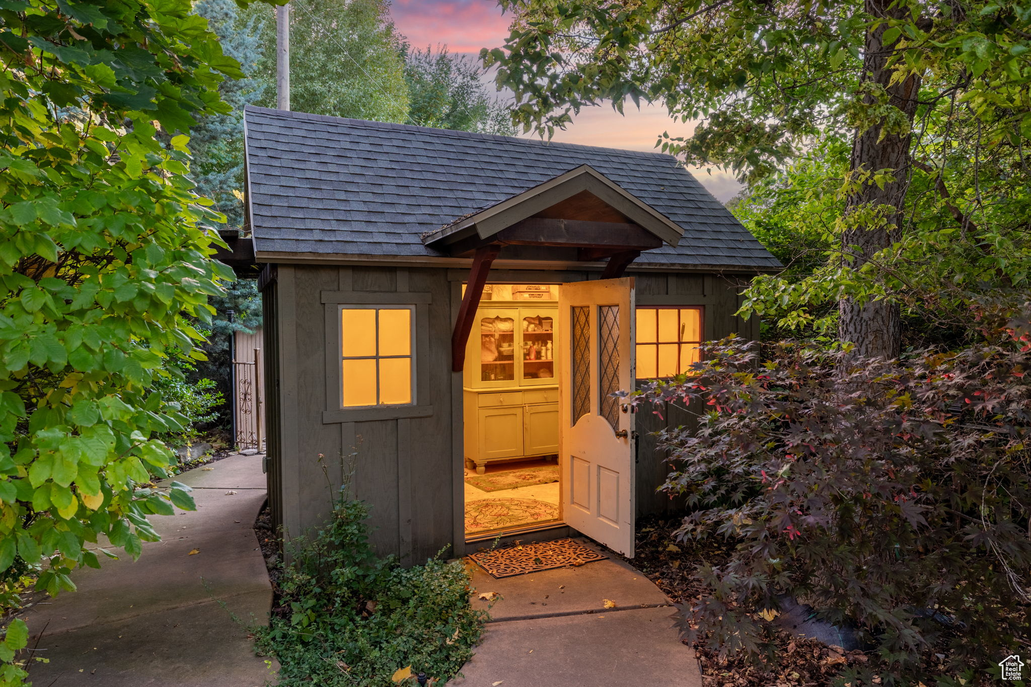 main property photo 124