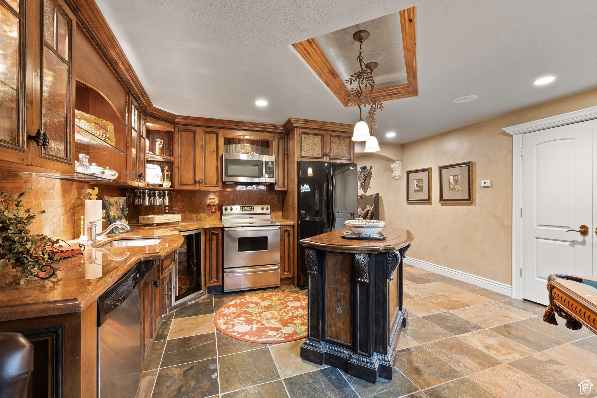 main property photo 59