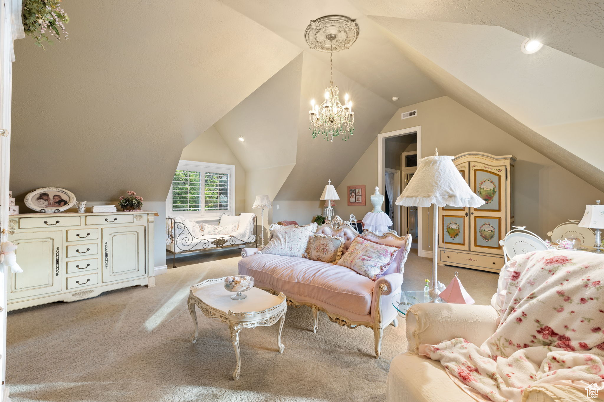 main property photo 75