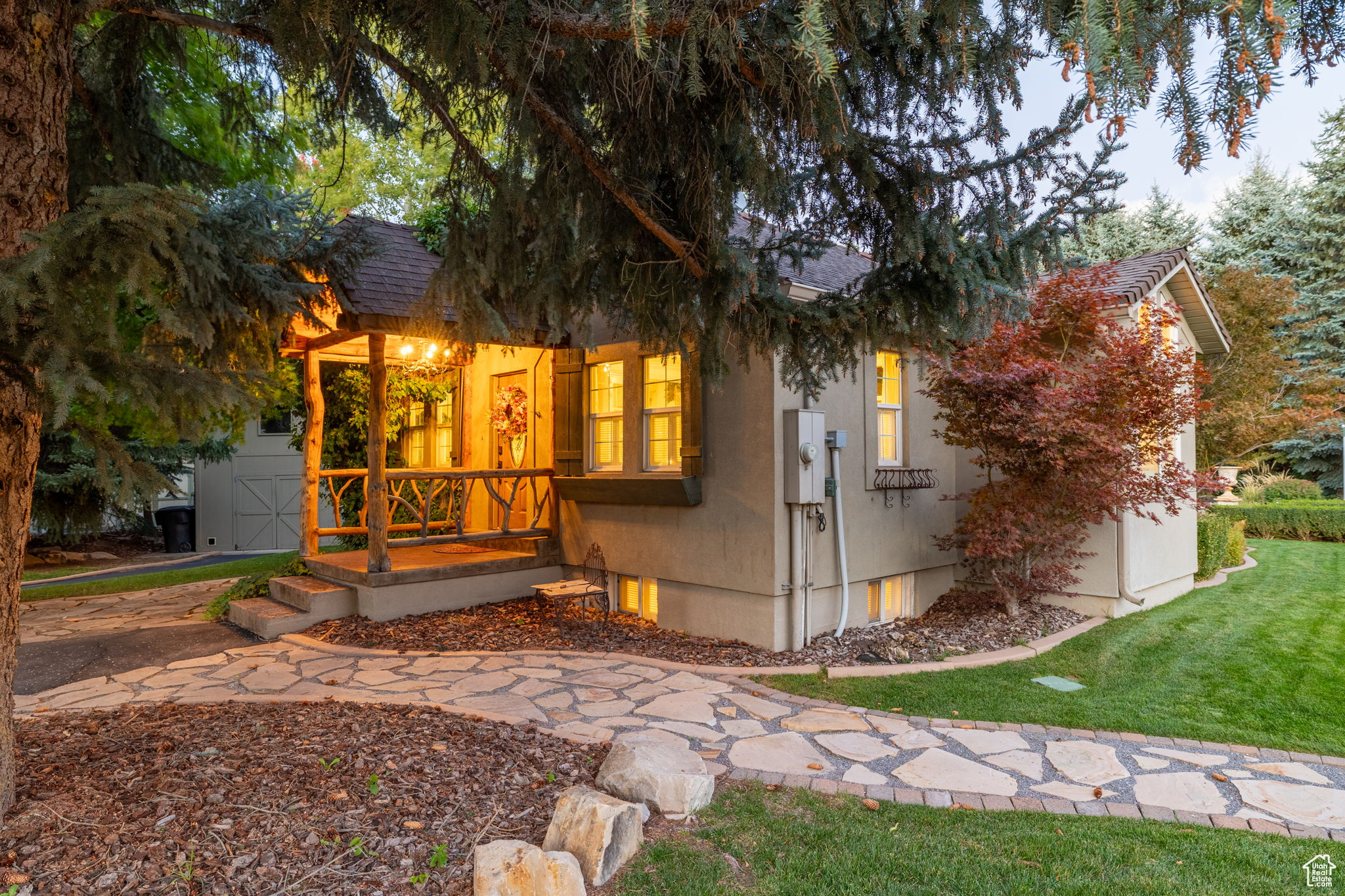 main property photo 81