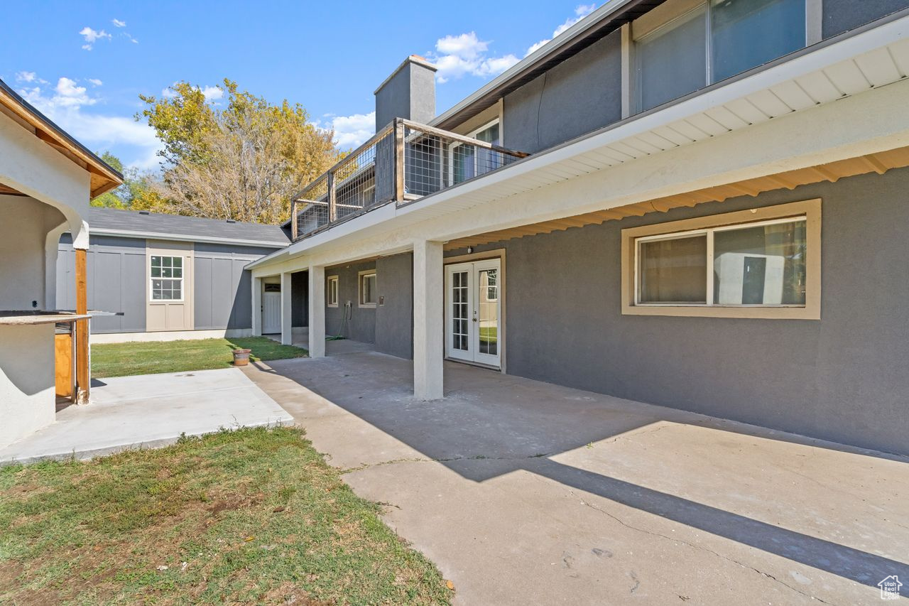 main property photo 4