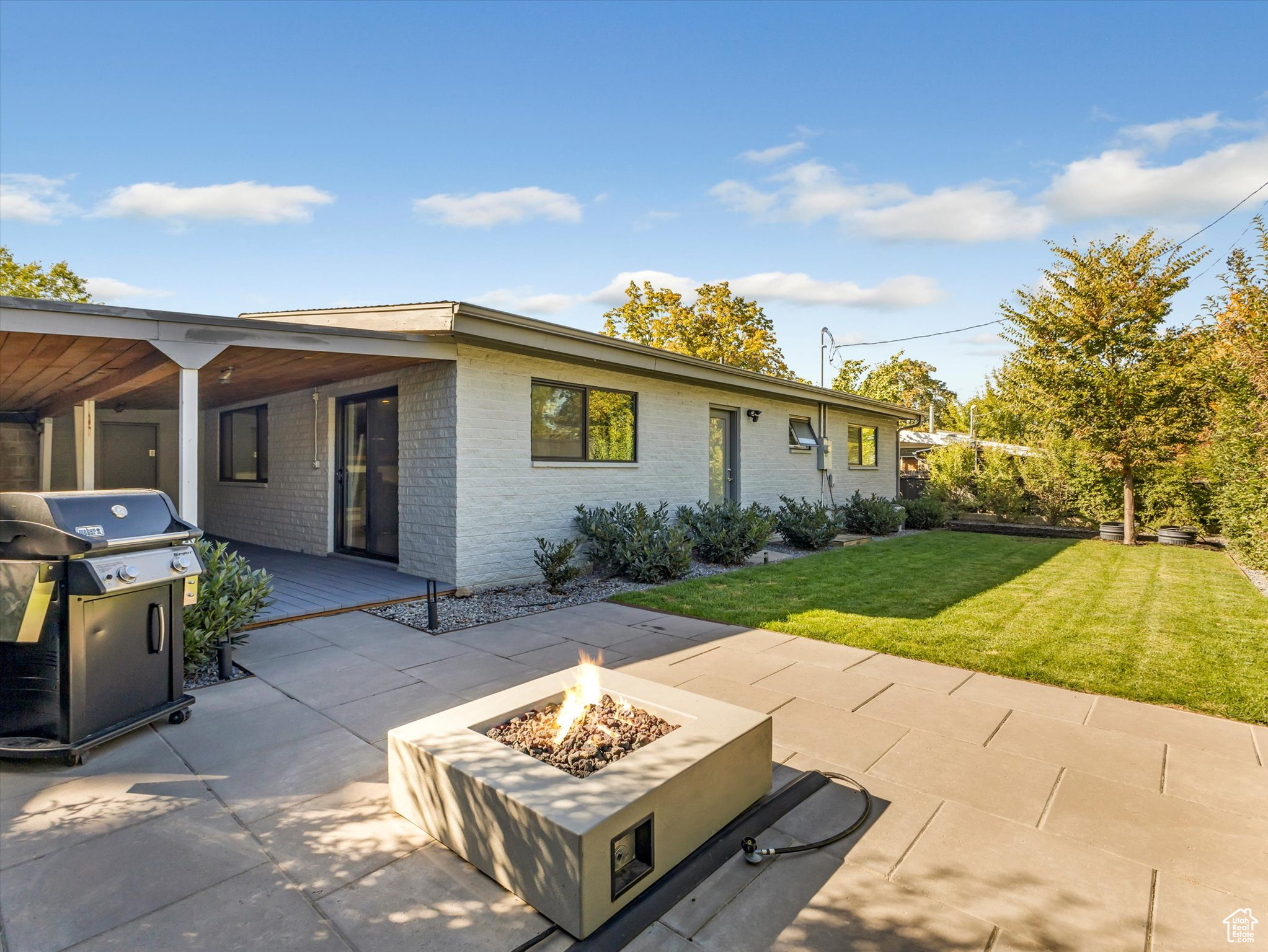 property viewer photo 19