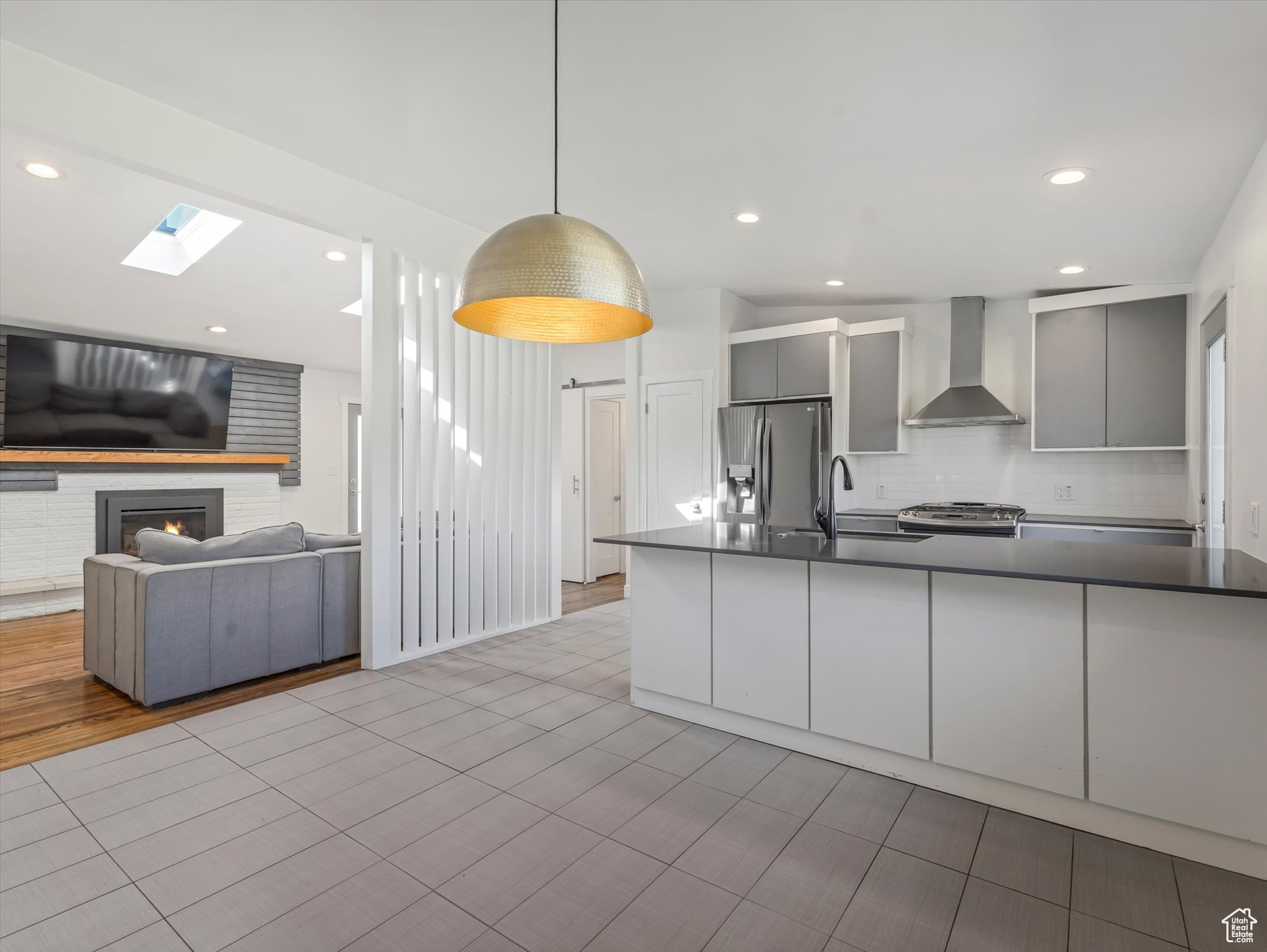 property viewer photo 4