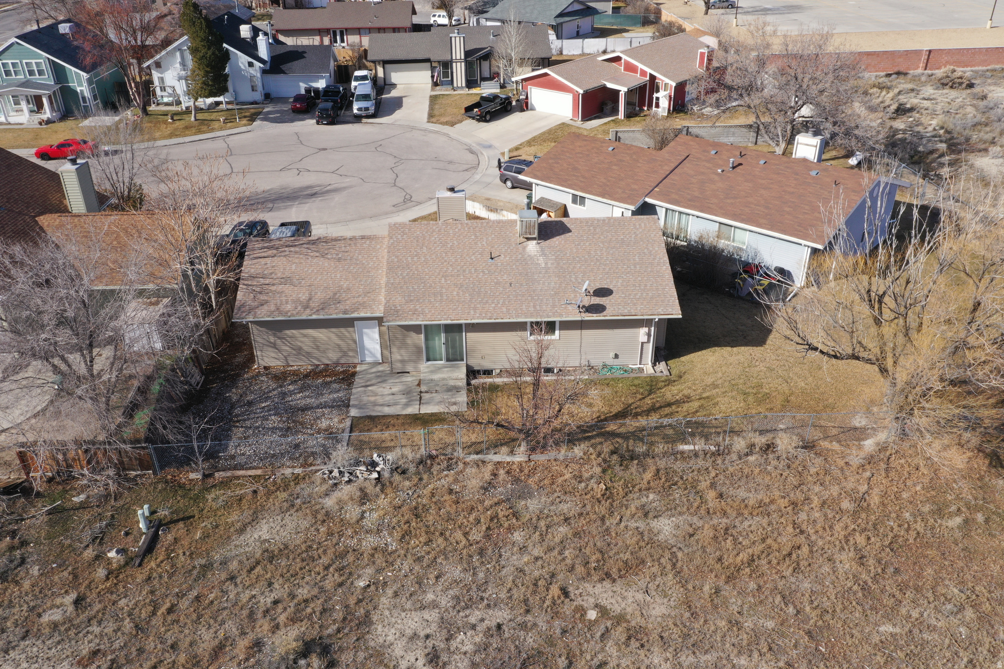 main property photo 33