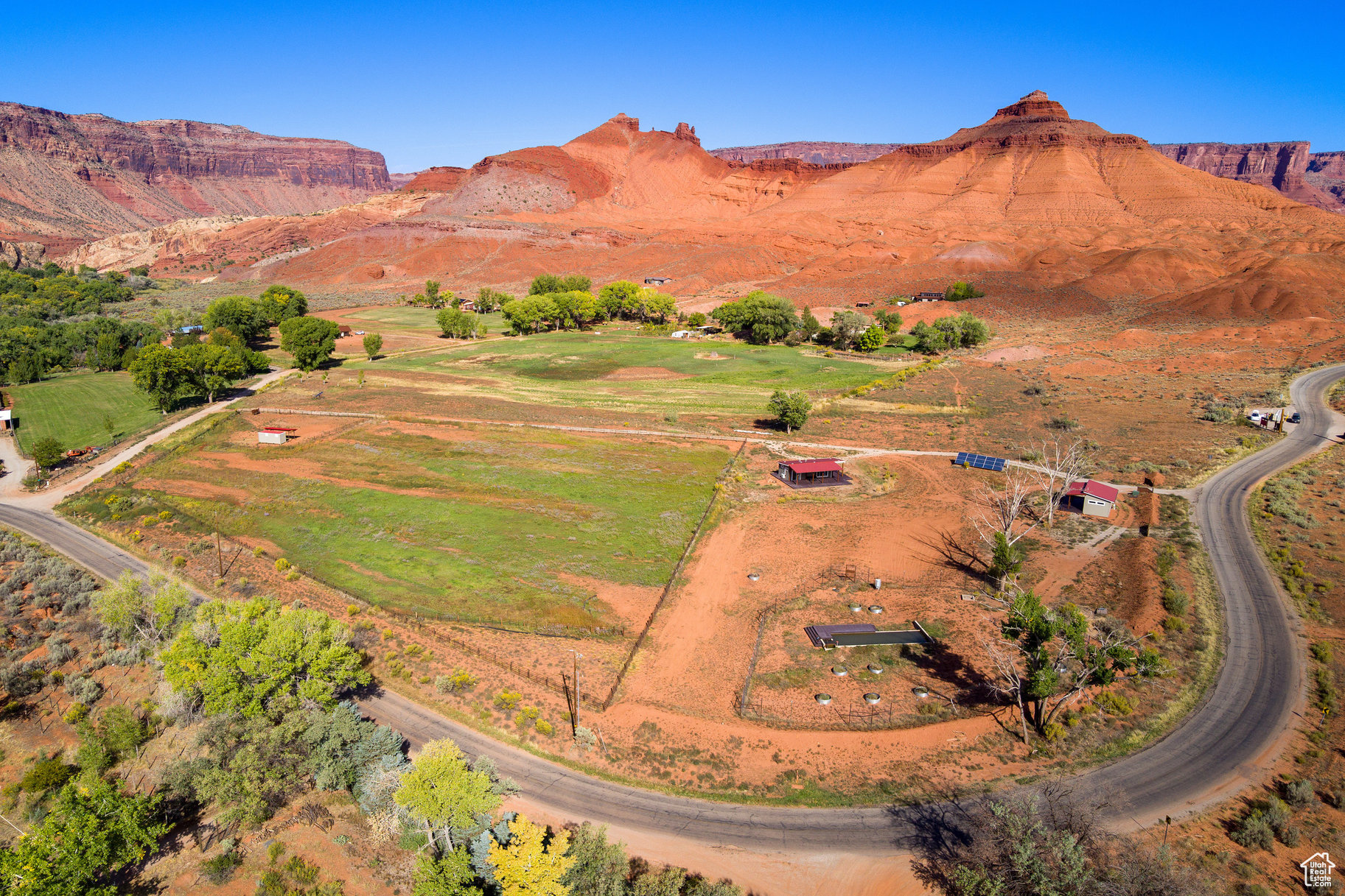 main property photo 18