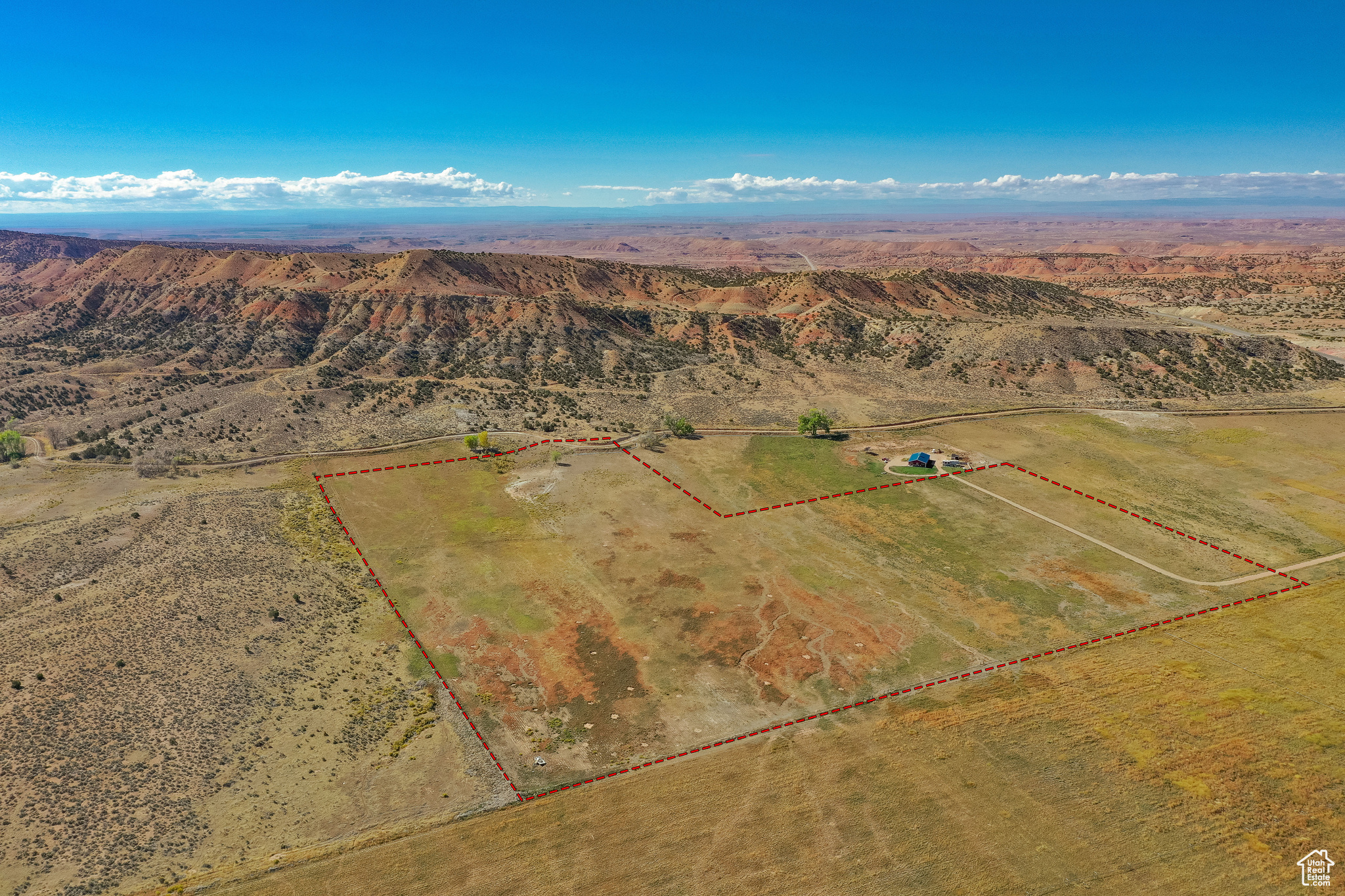 main property photo 11