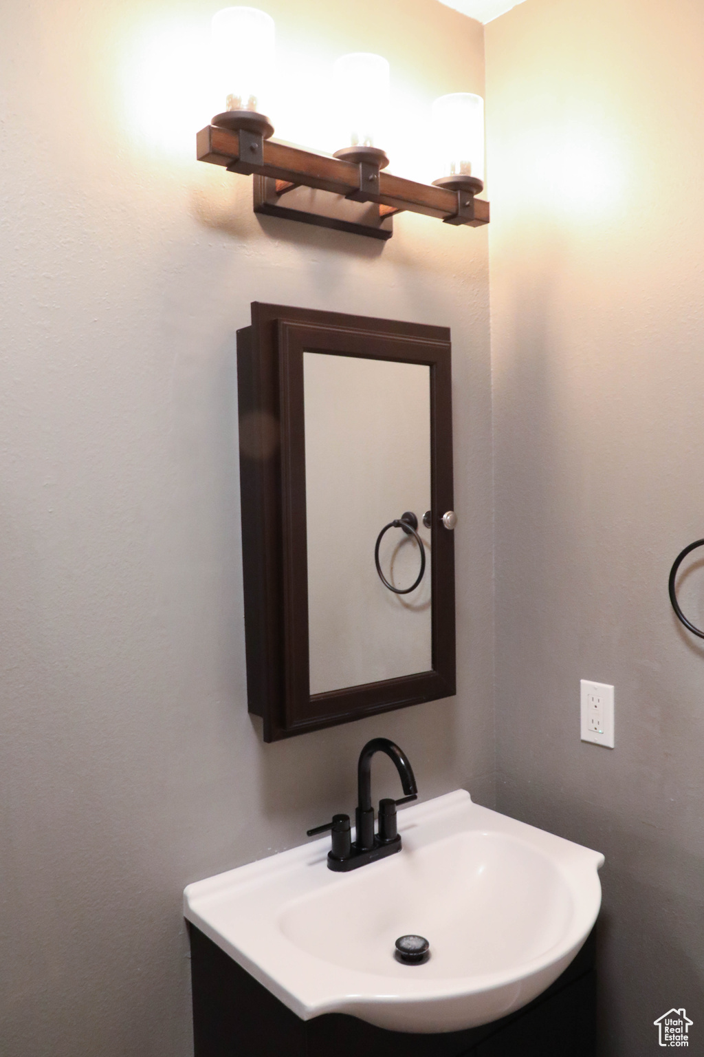 property viewer photo 18