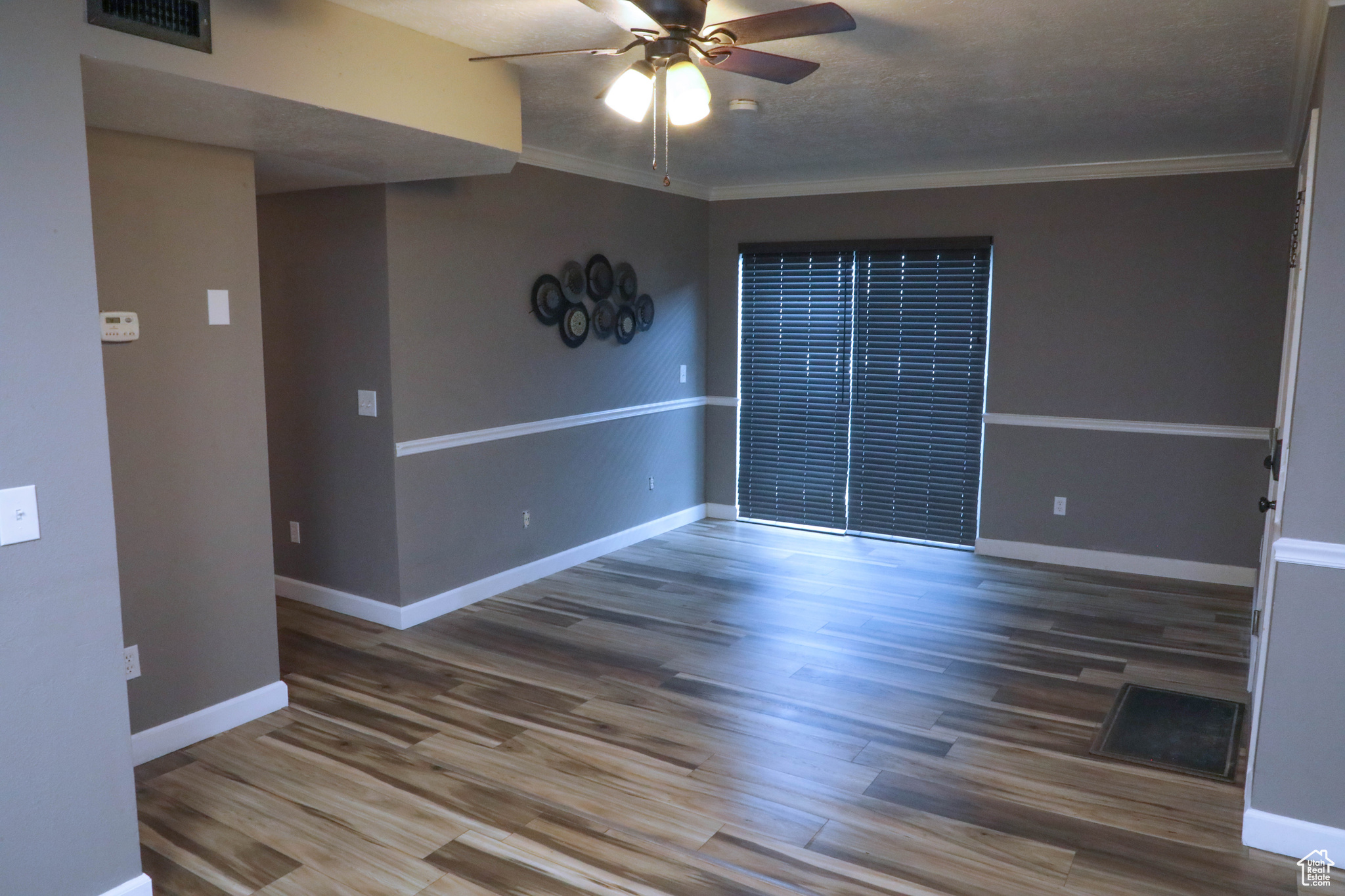 property viewer photo 7