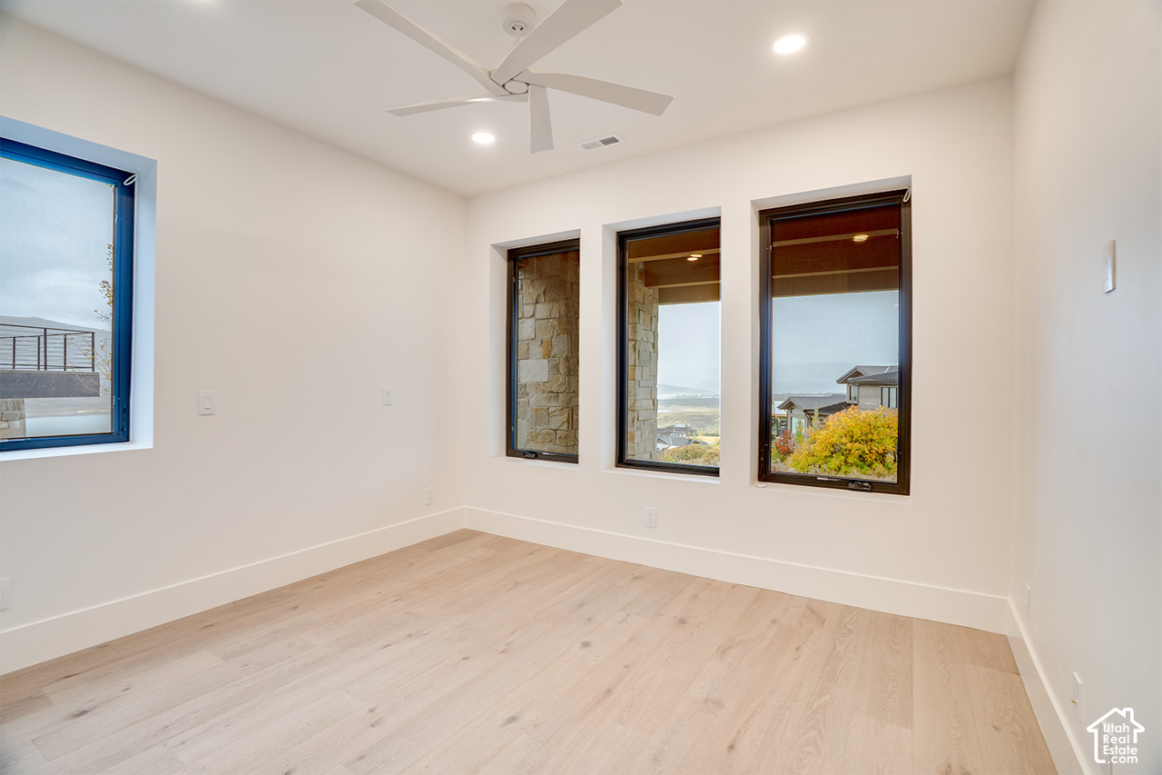 property viewer photo 59