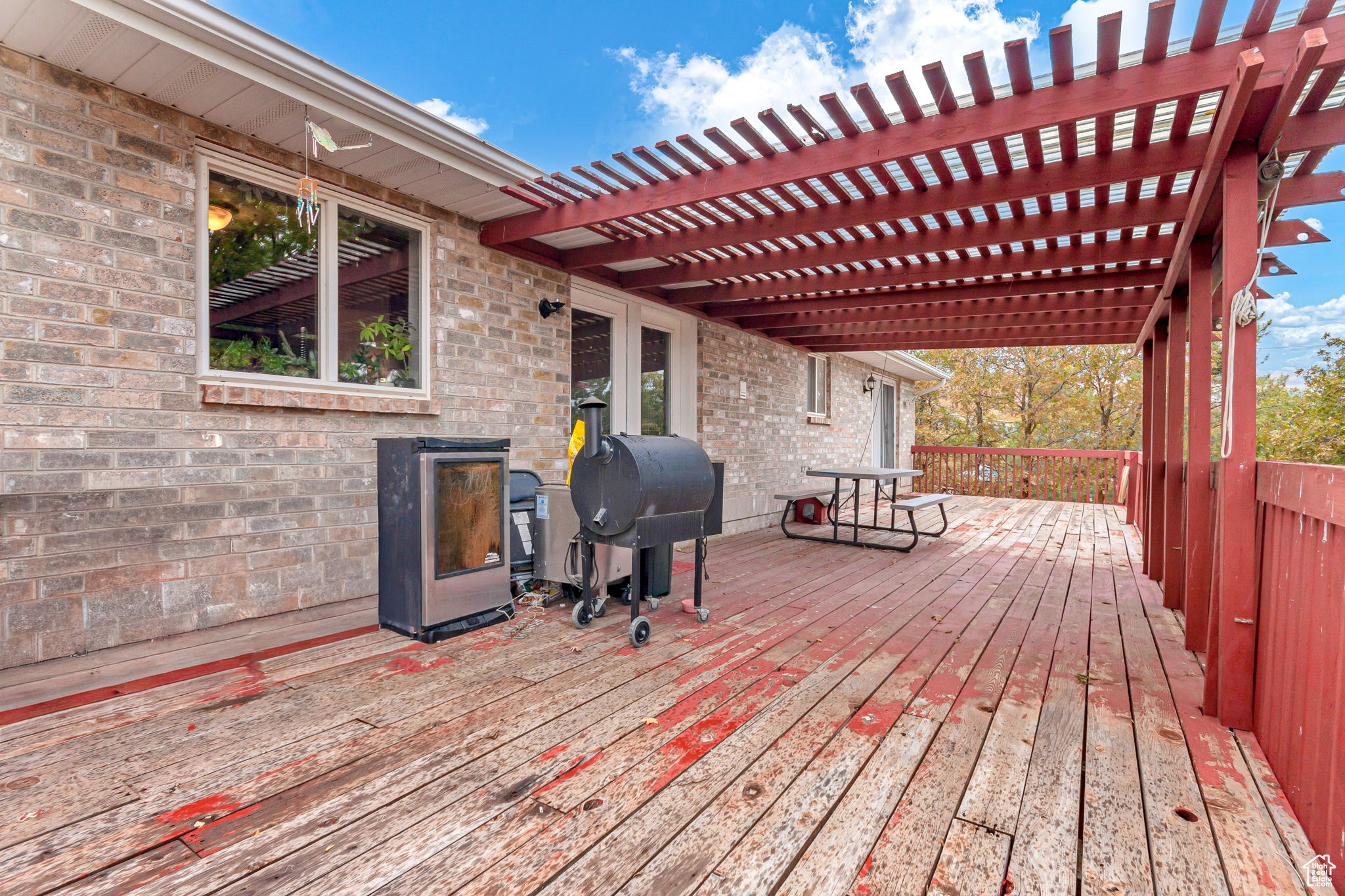 main property photo 36