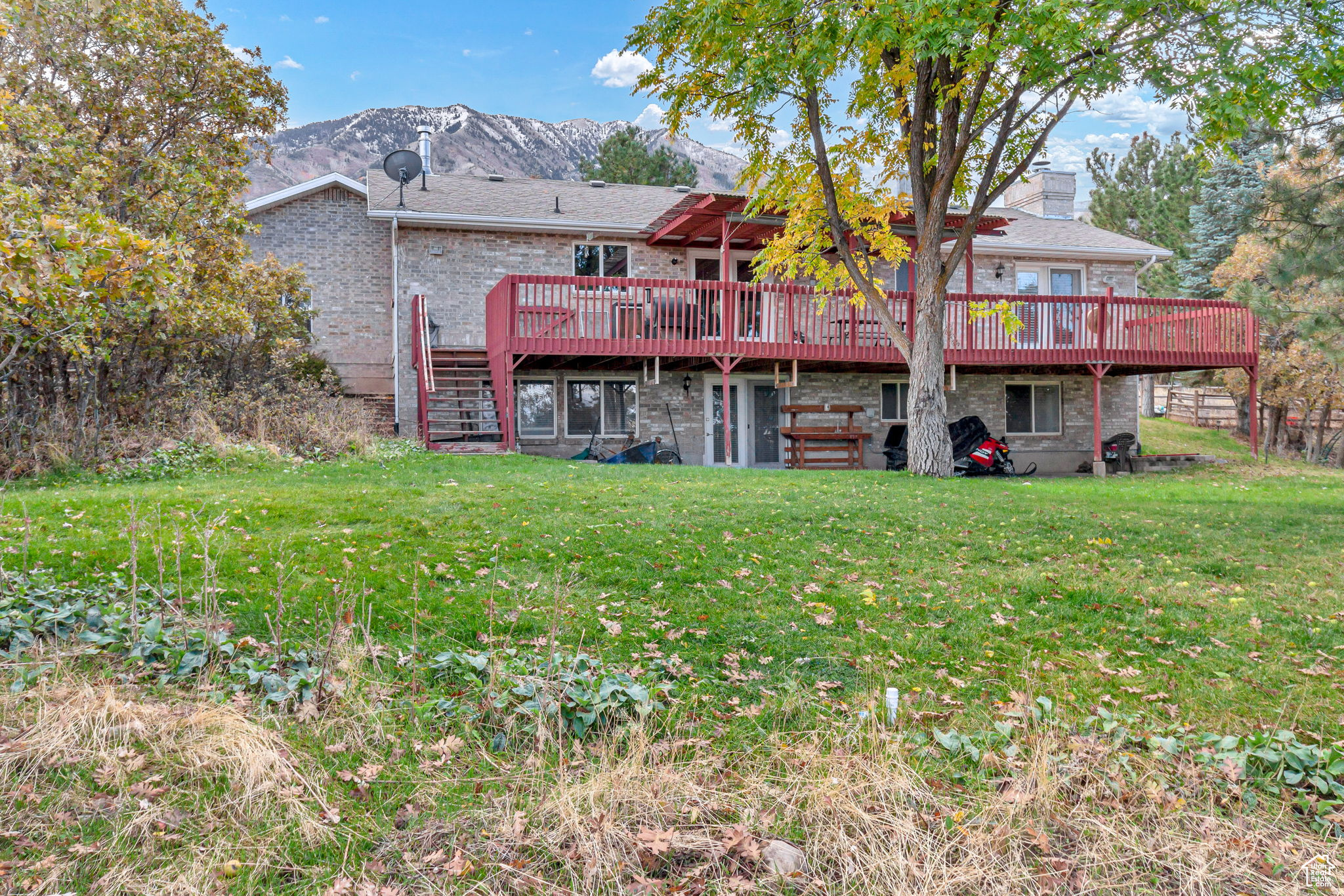 main property photo 39