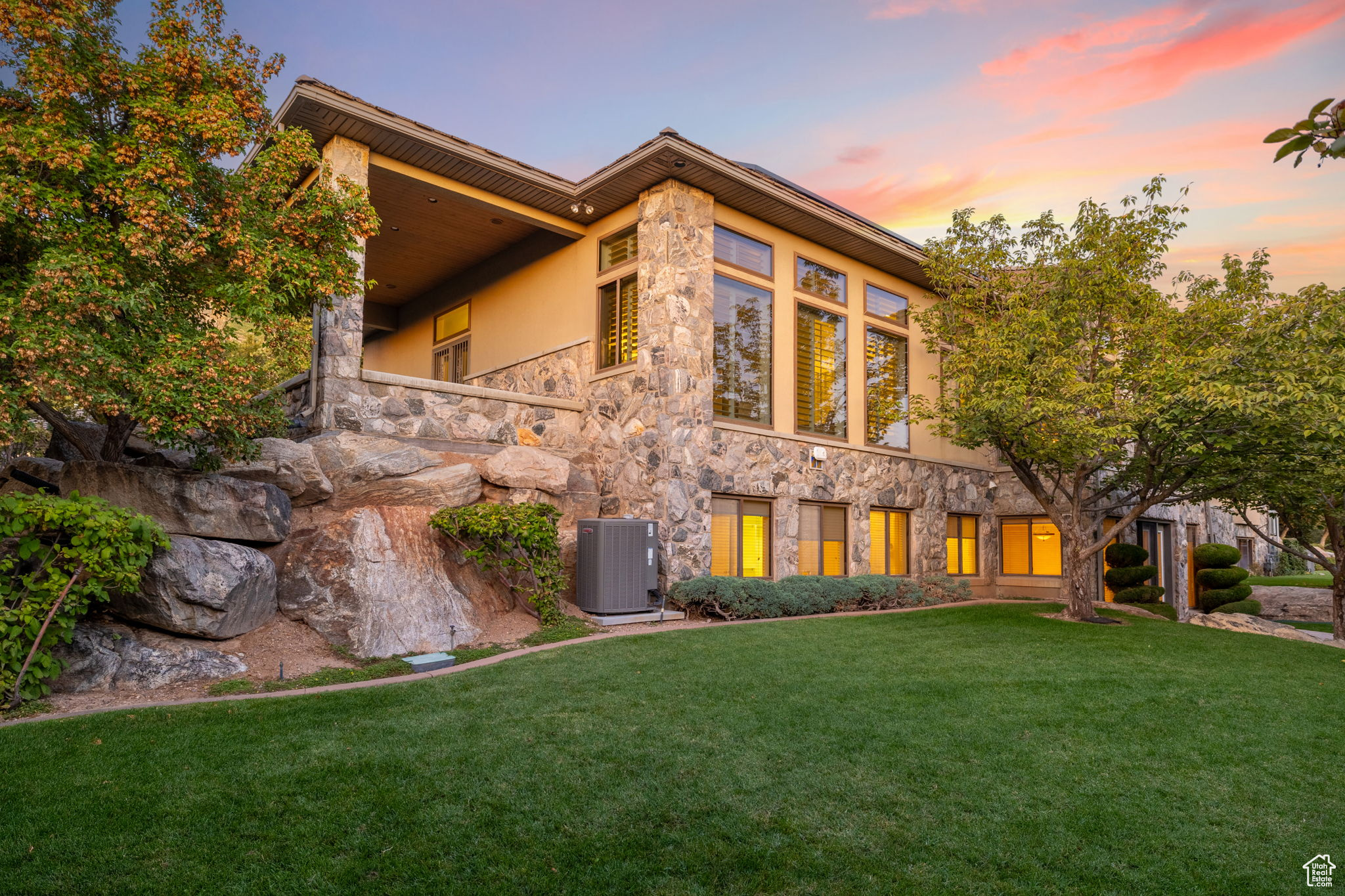 main property photo 41