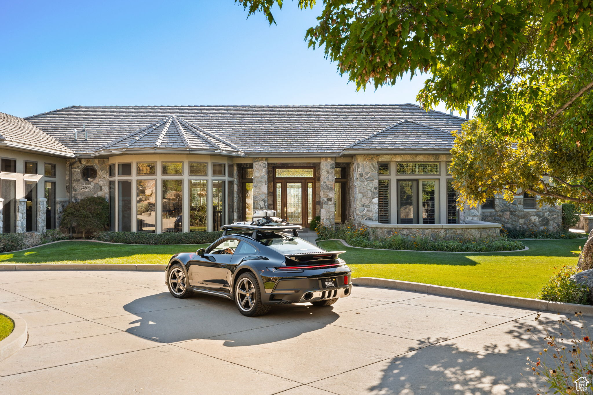 main property photo 45