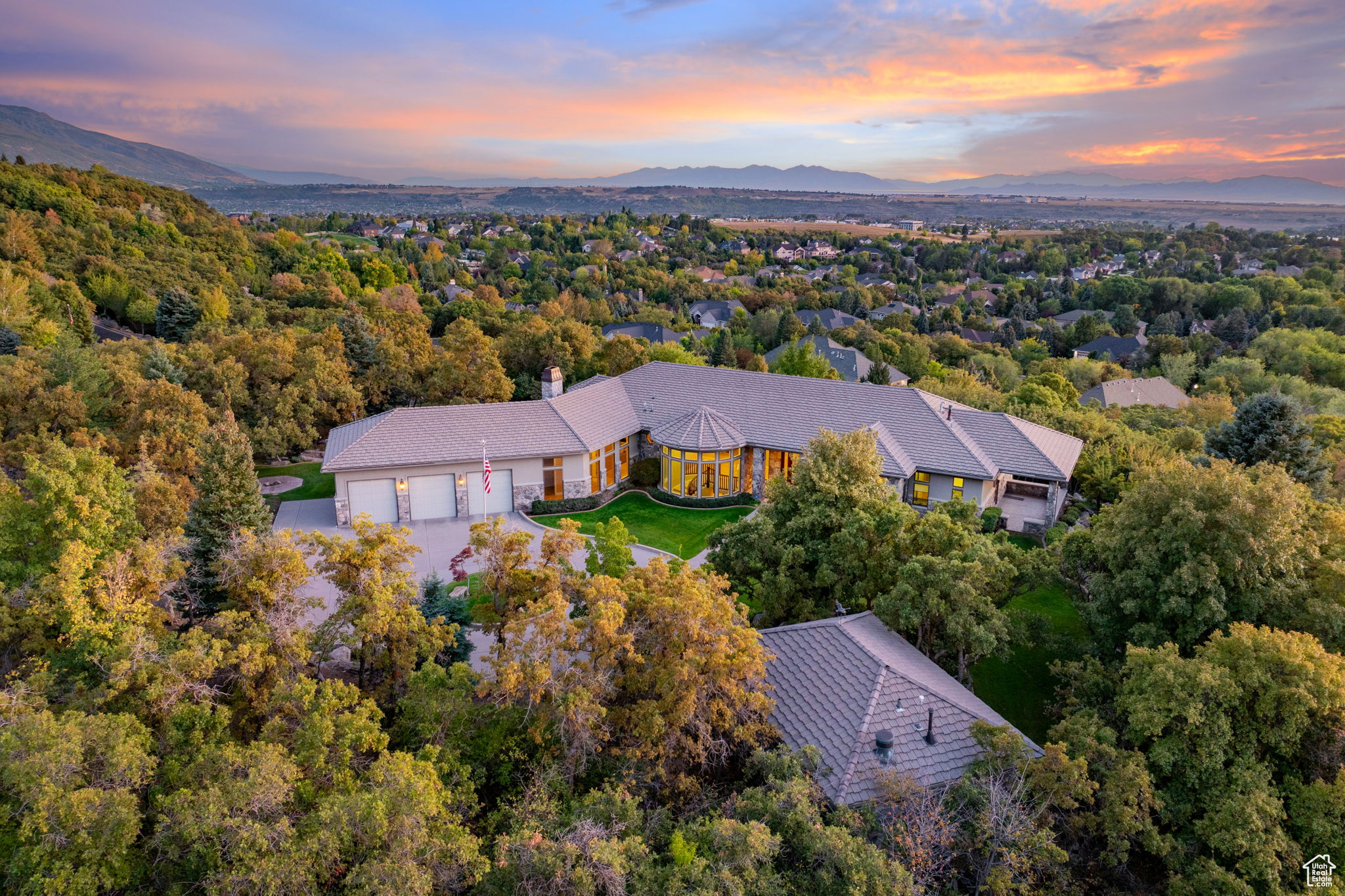 main property photo 54