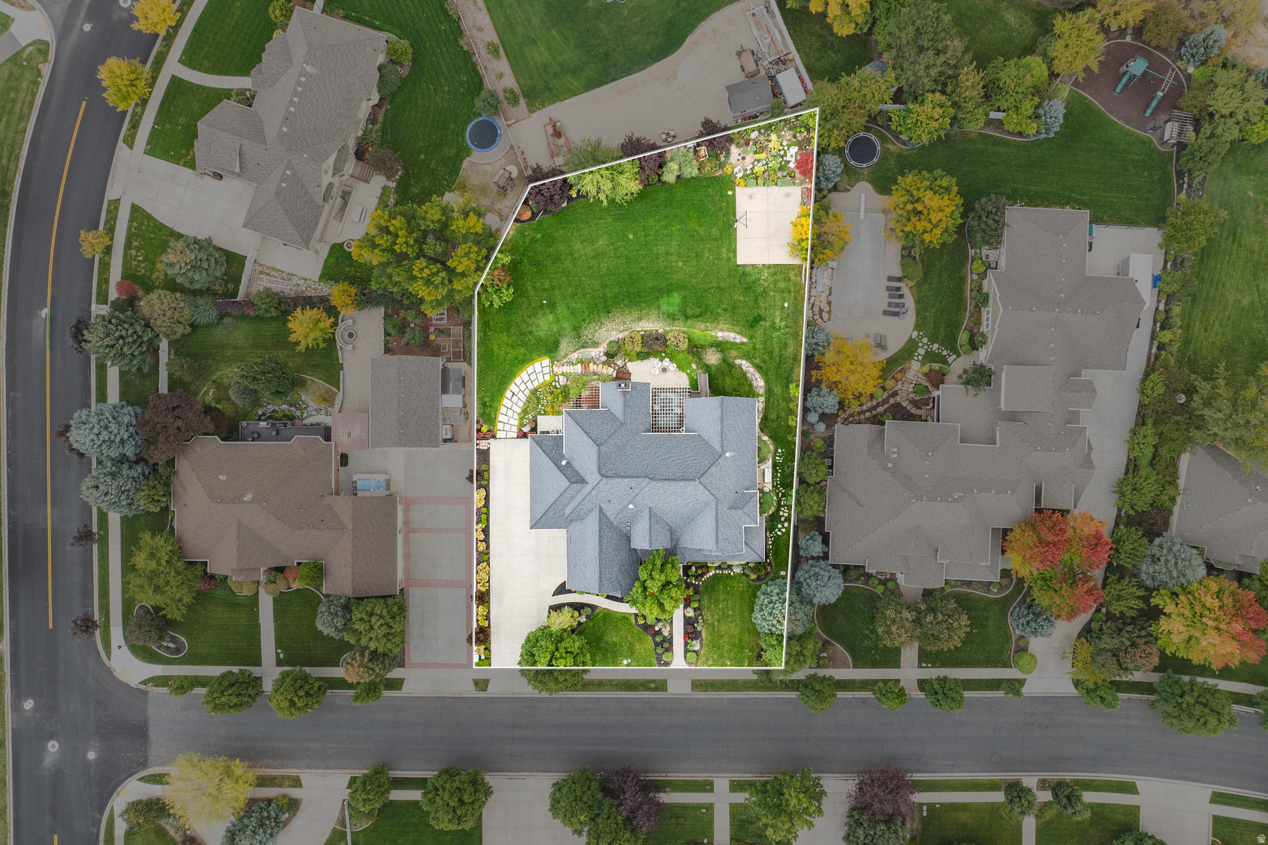 main property photo 2