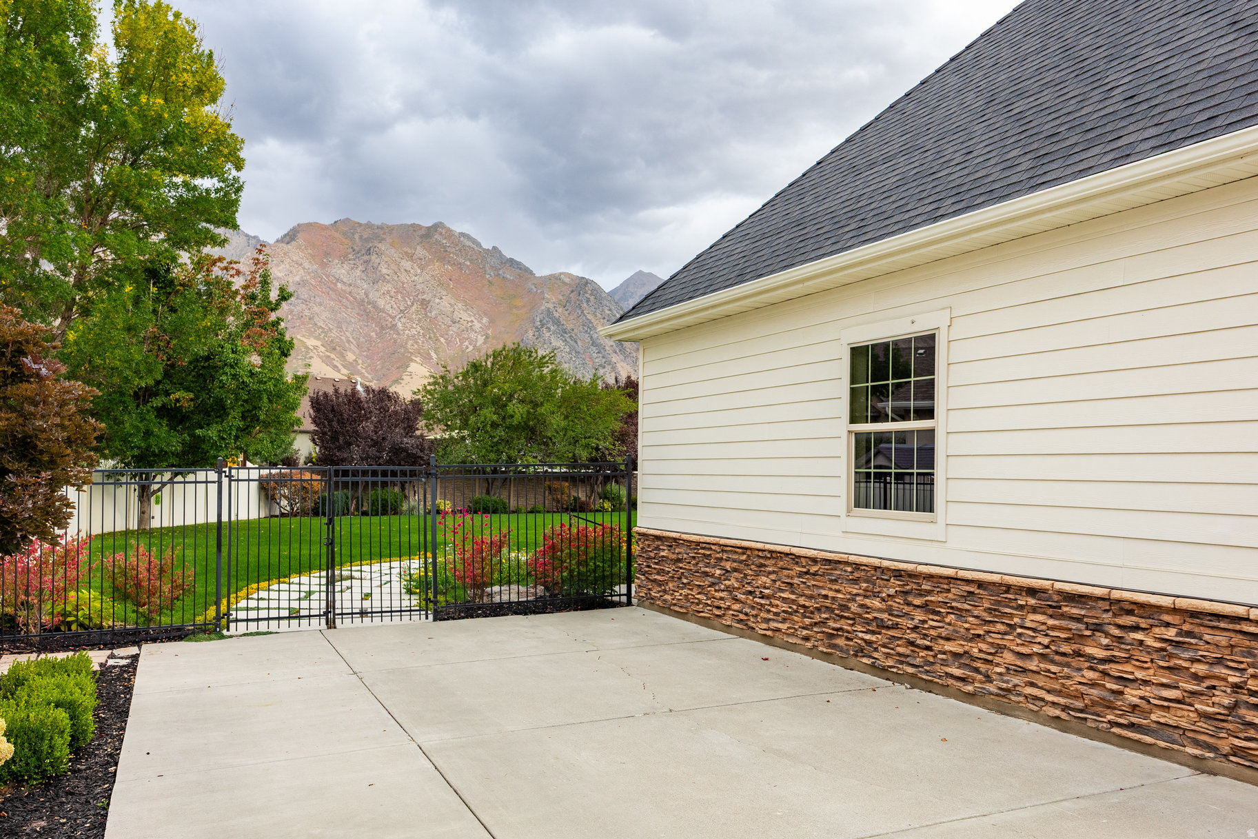 main property photo 66