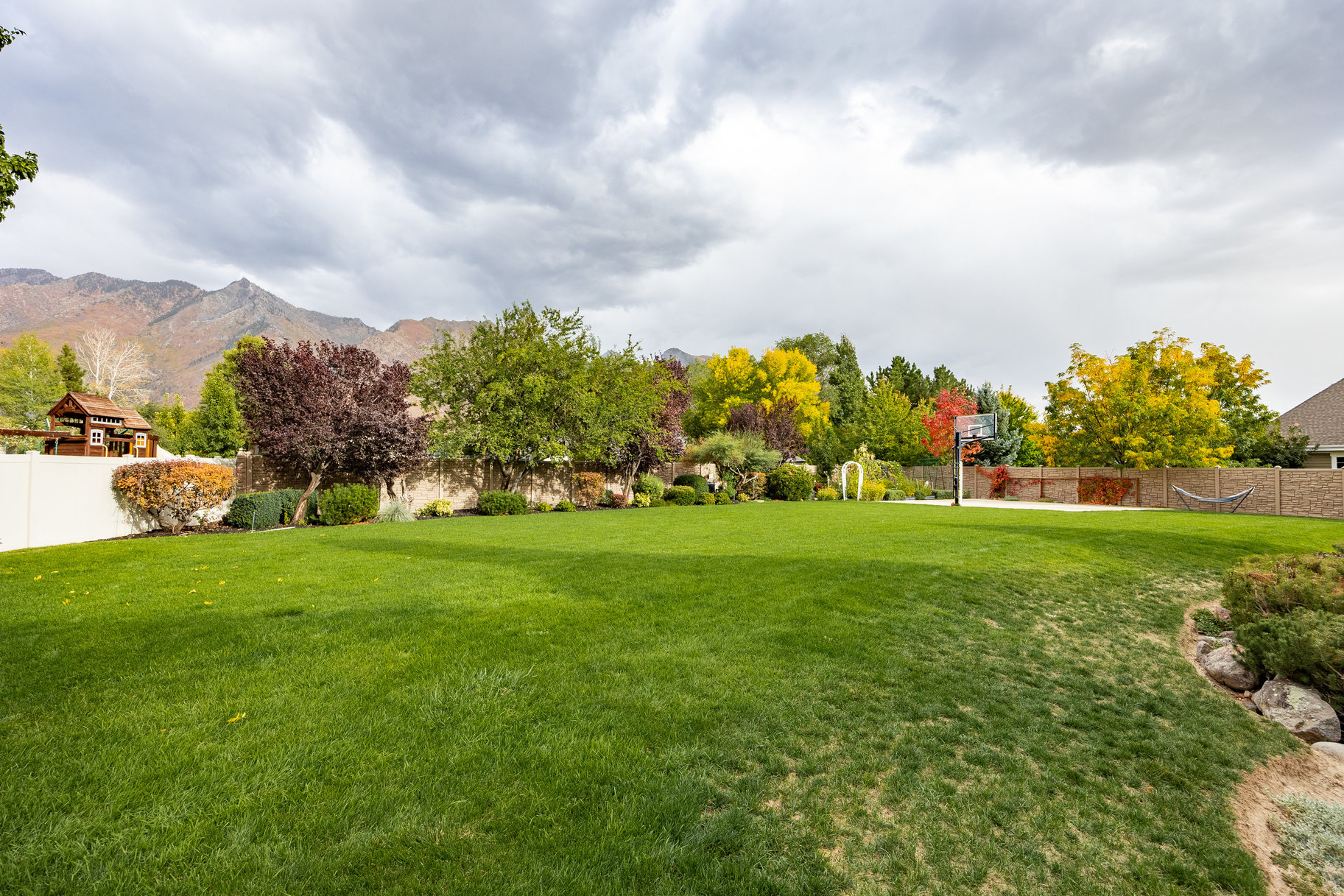 main property photo 68