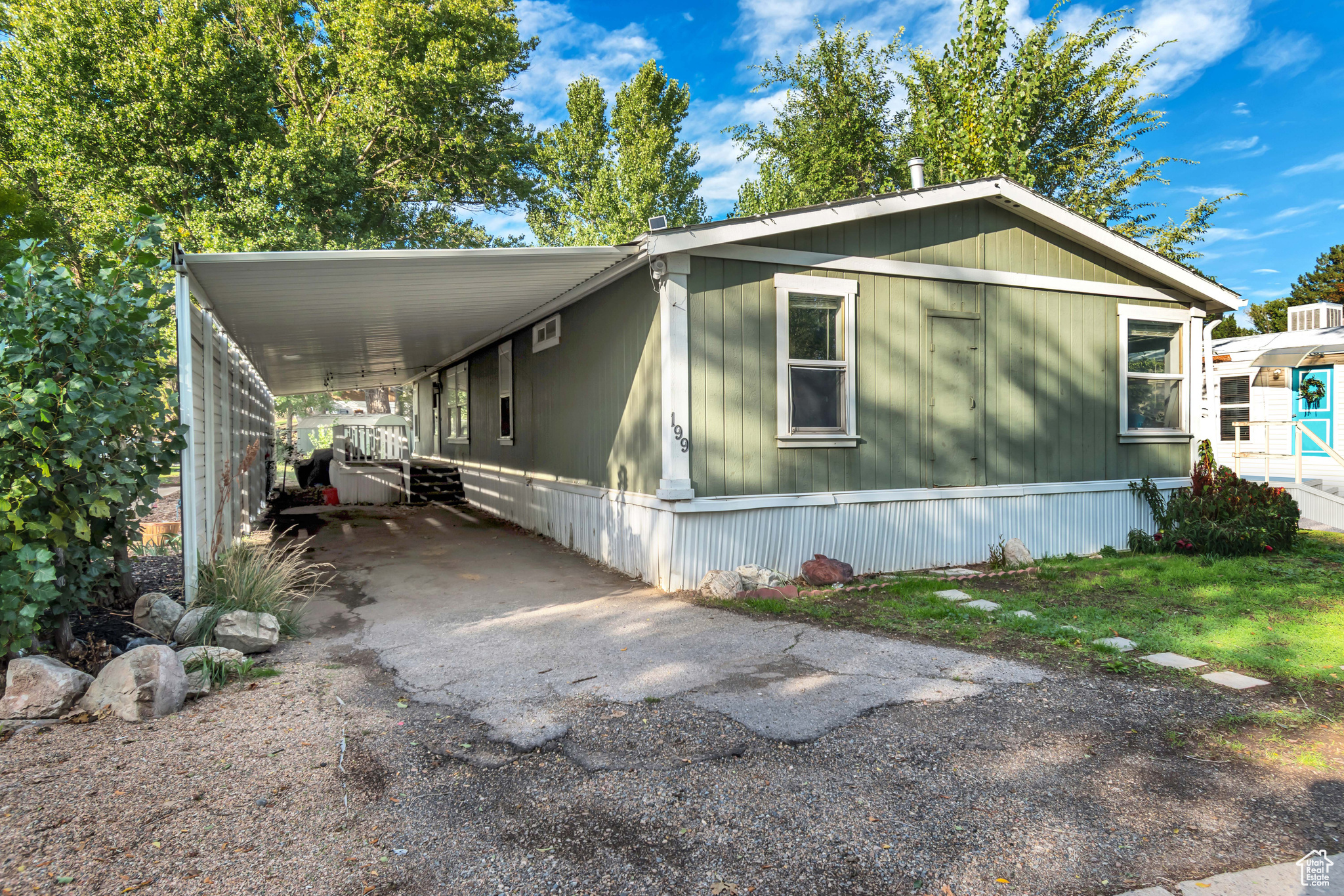 main property photo 20