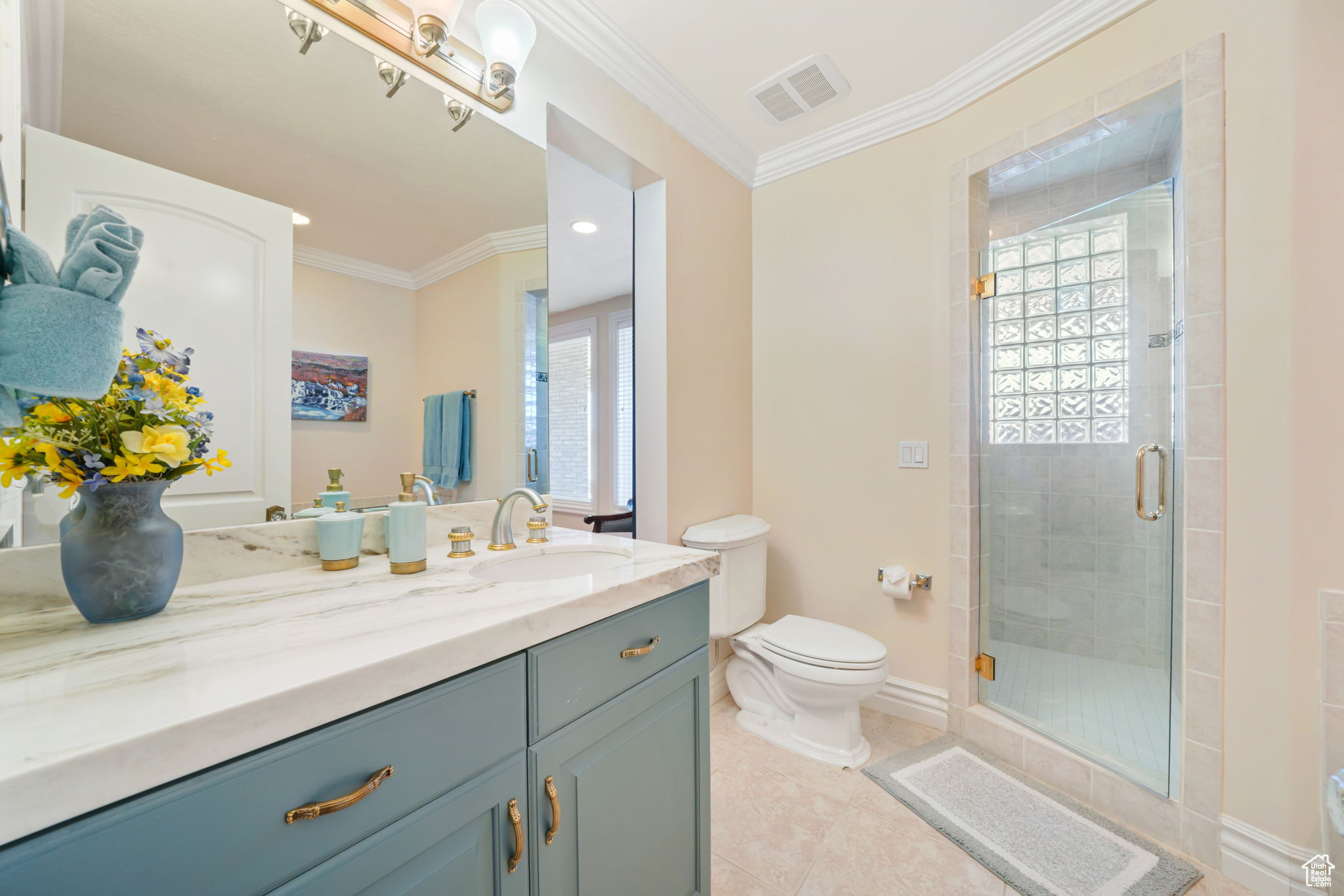 main property photo 78