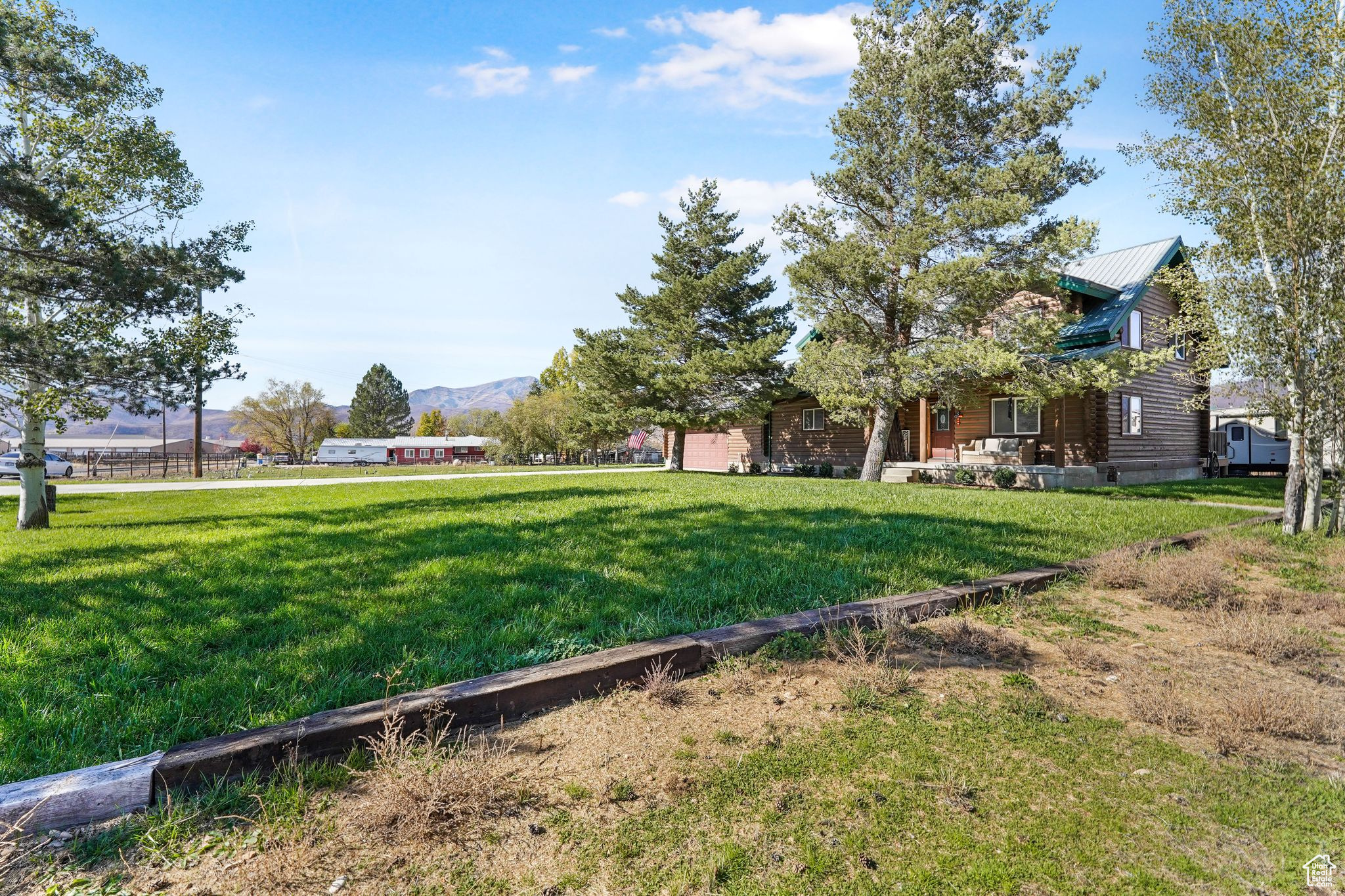 main property photo 18