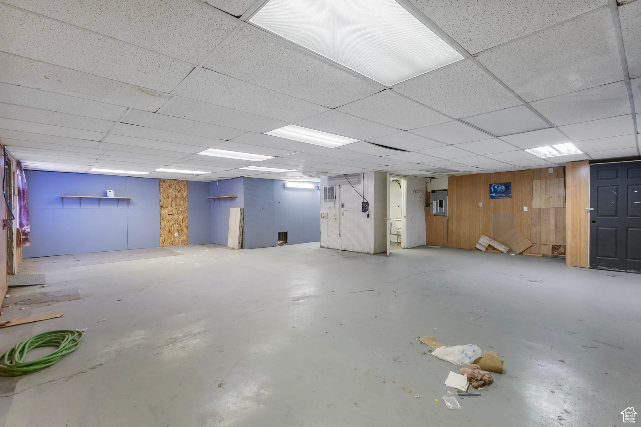 main property photo 17
