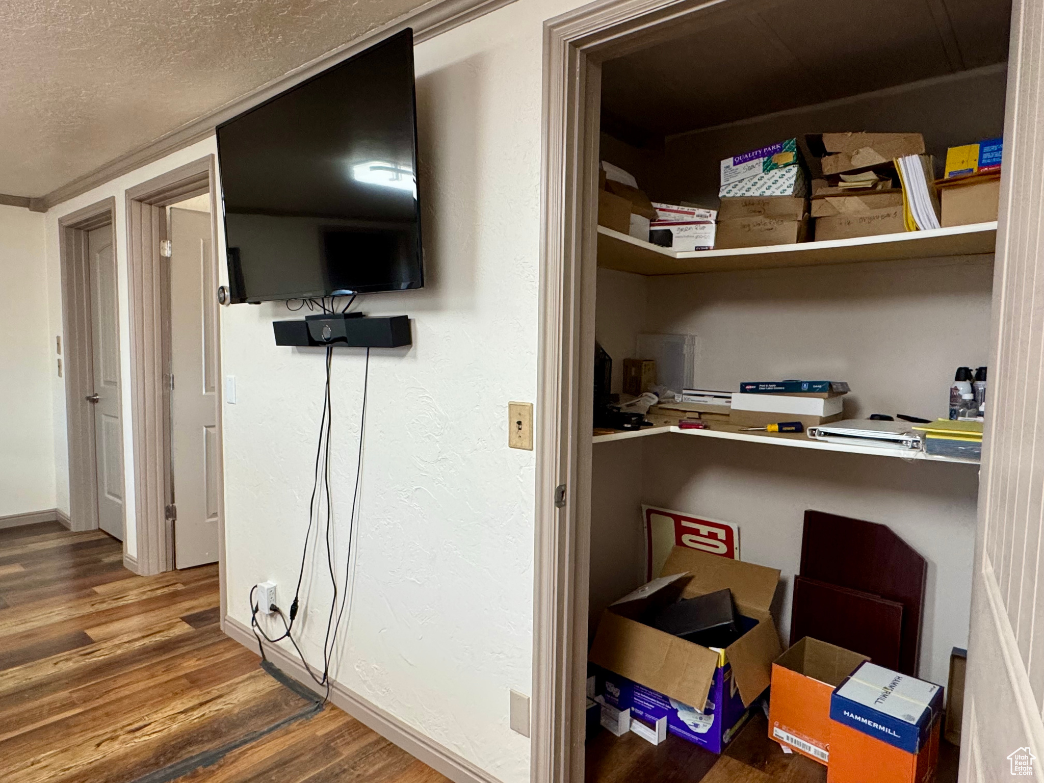 main property photo 18