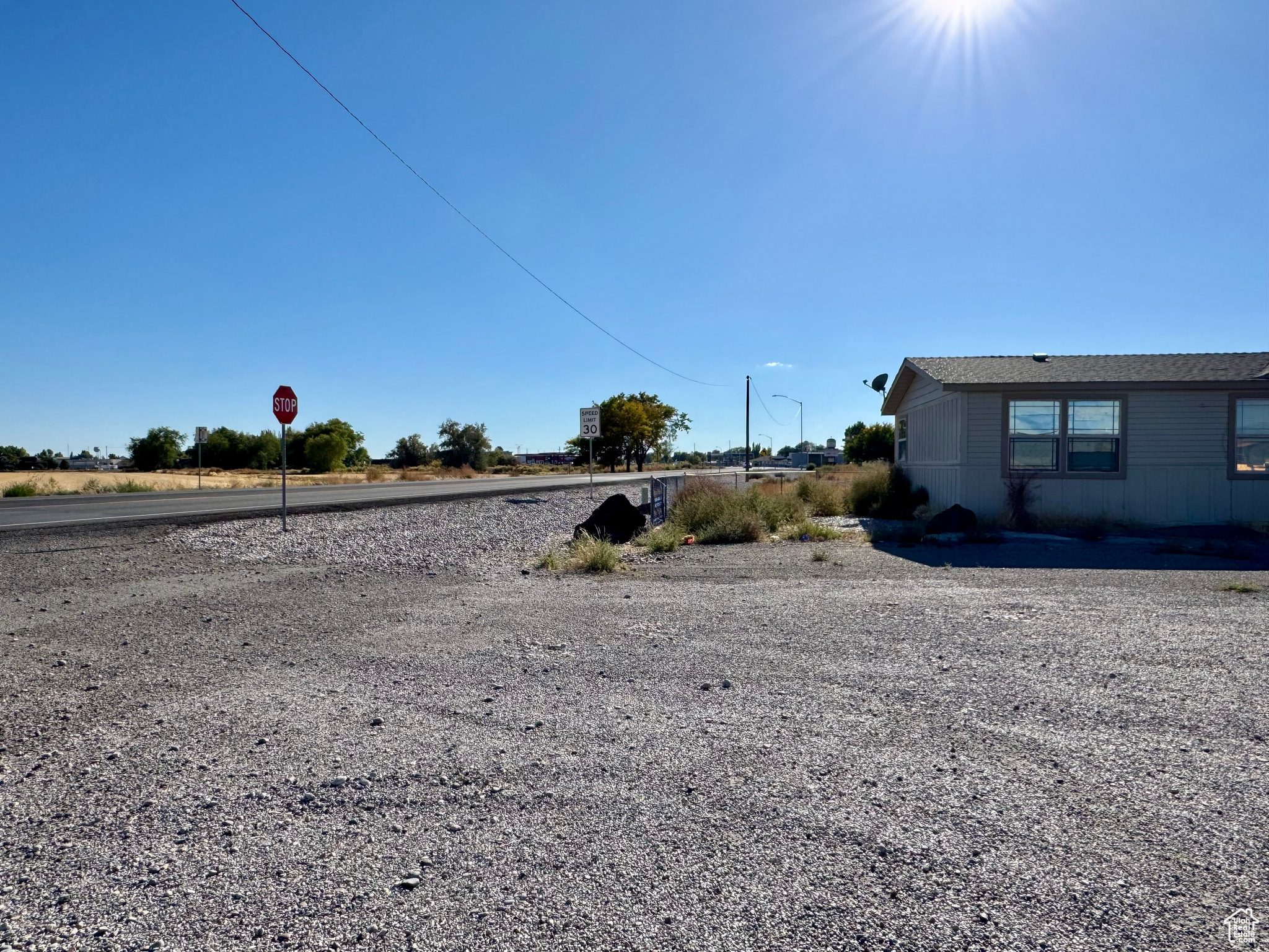 main property photo 22