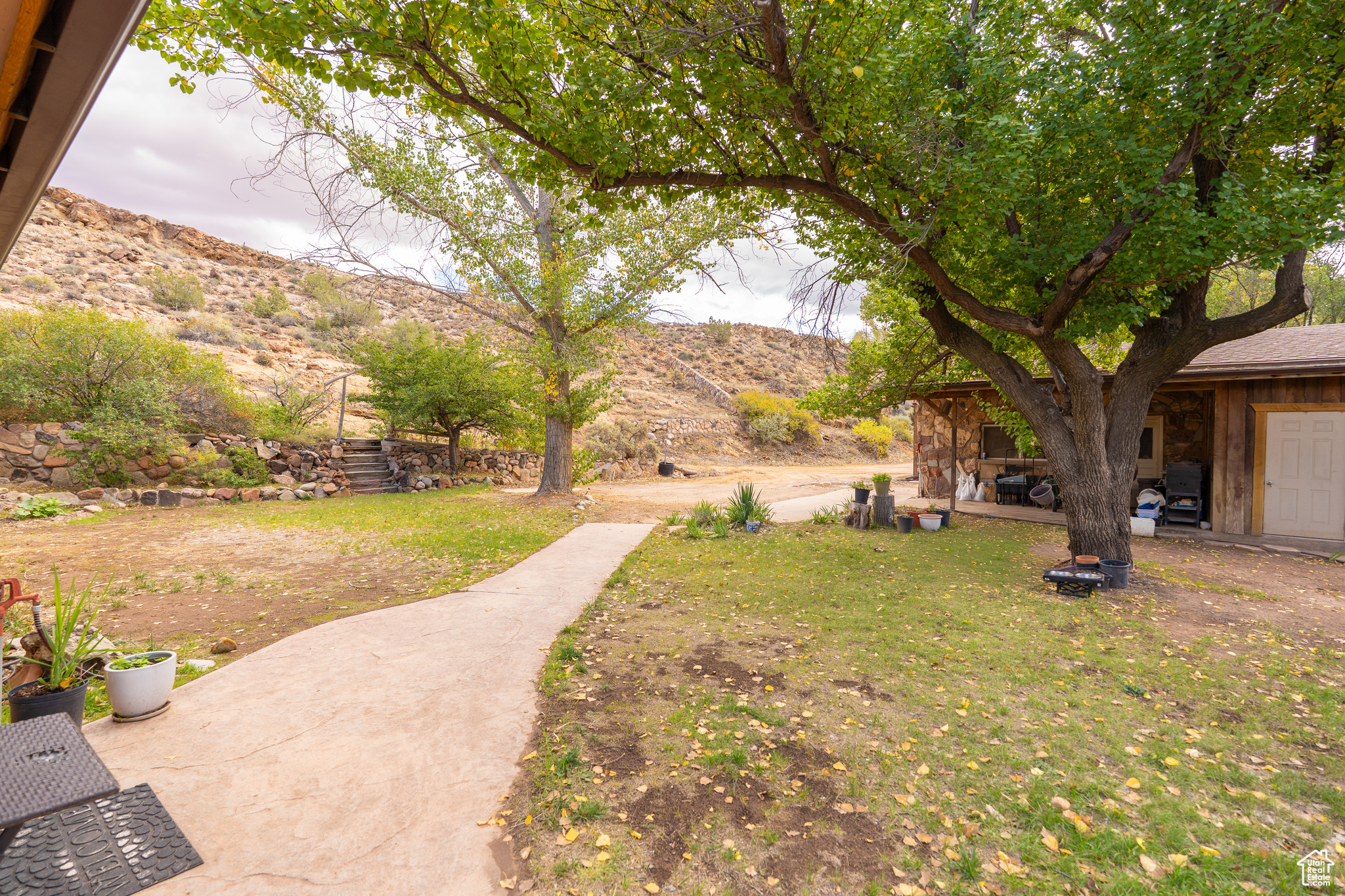 main property photo 34