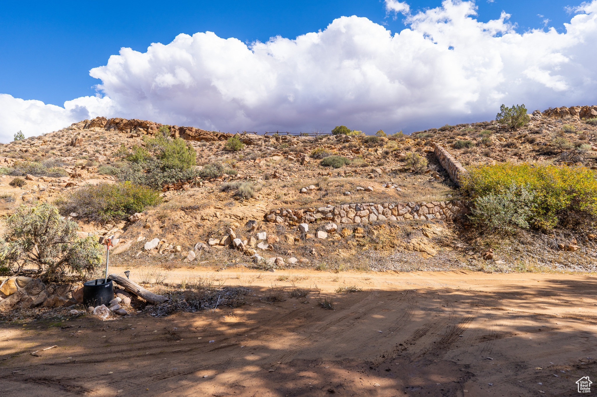 main property photo 47