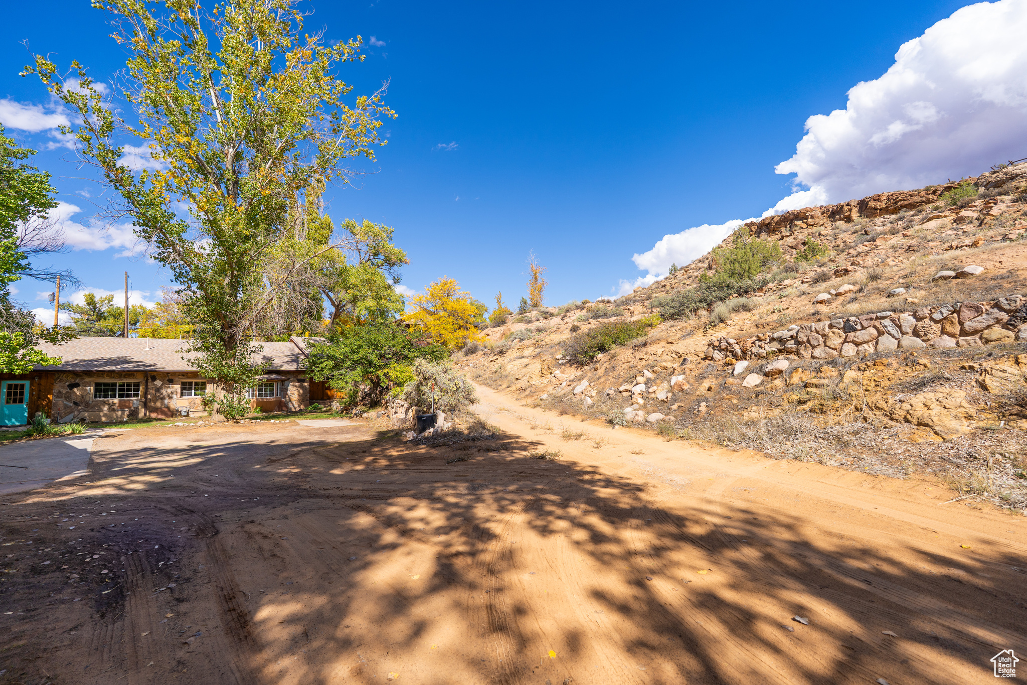main property photo 48