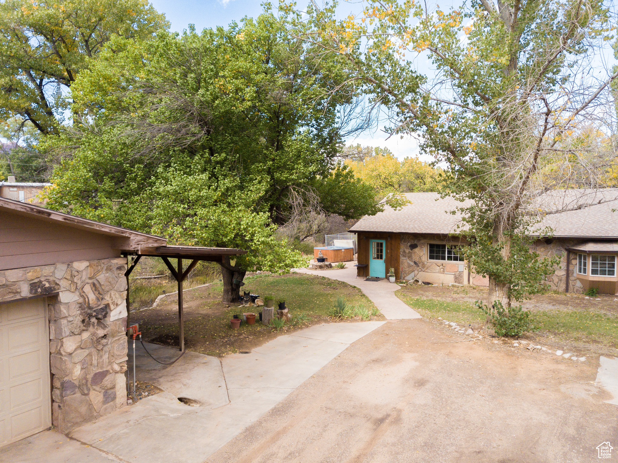 main property photo 54