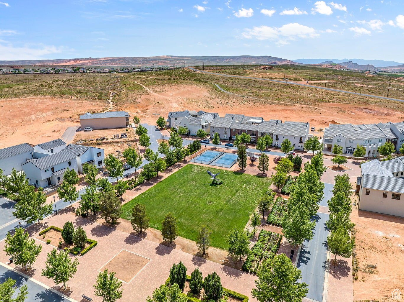 main property photo 34