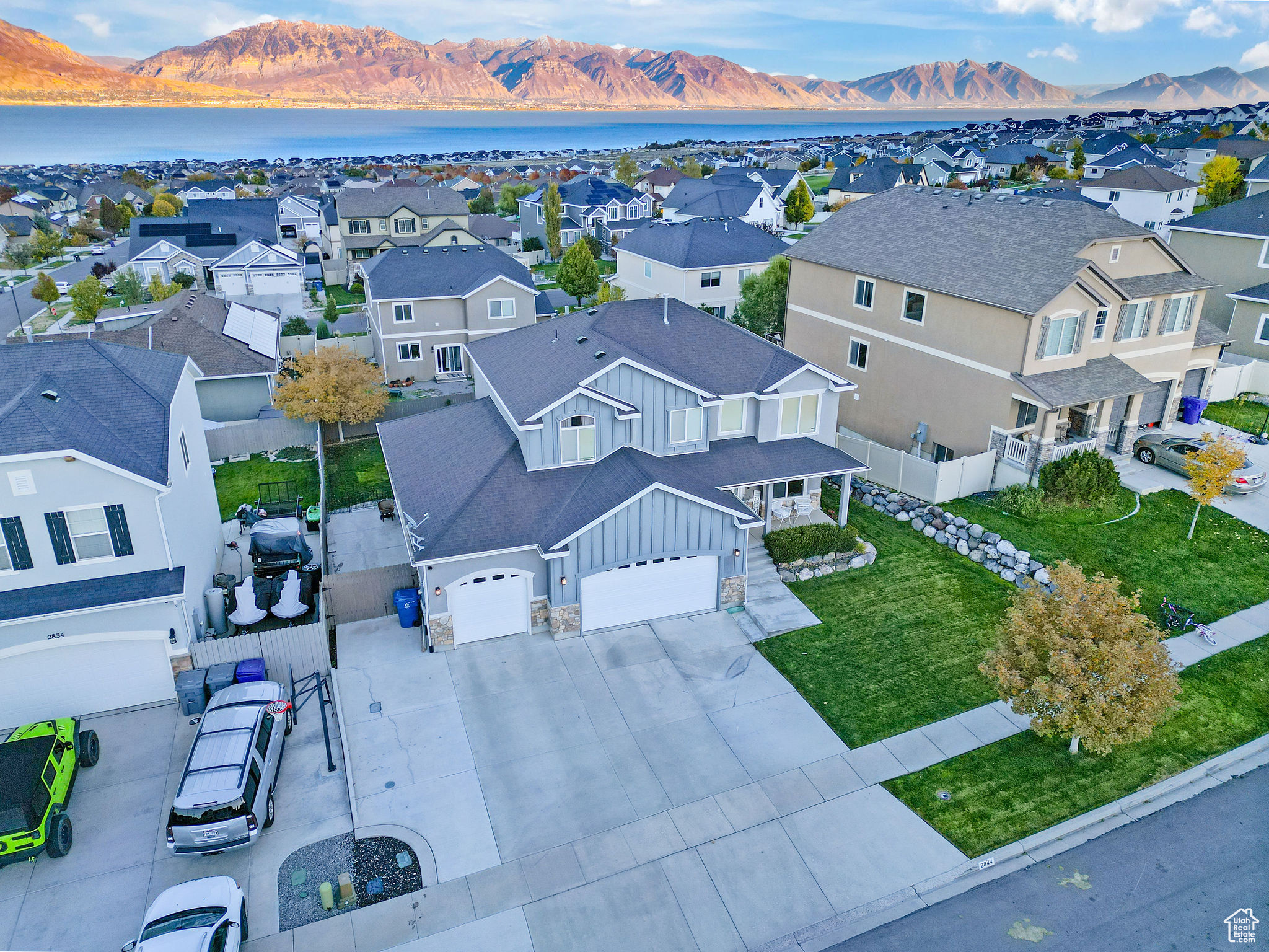 main property photo 45