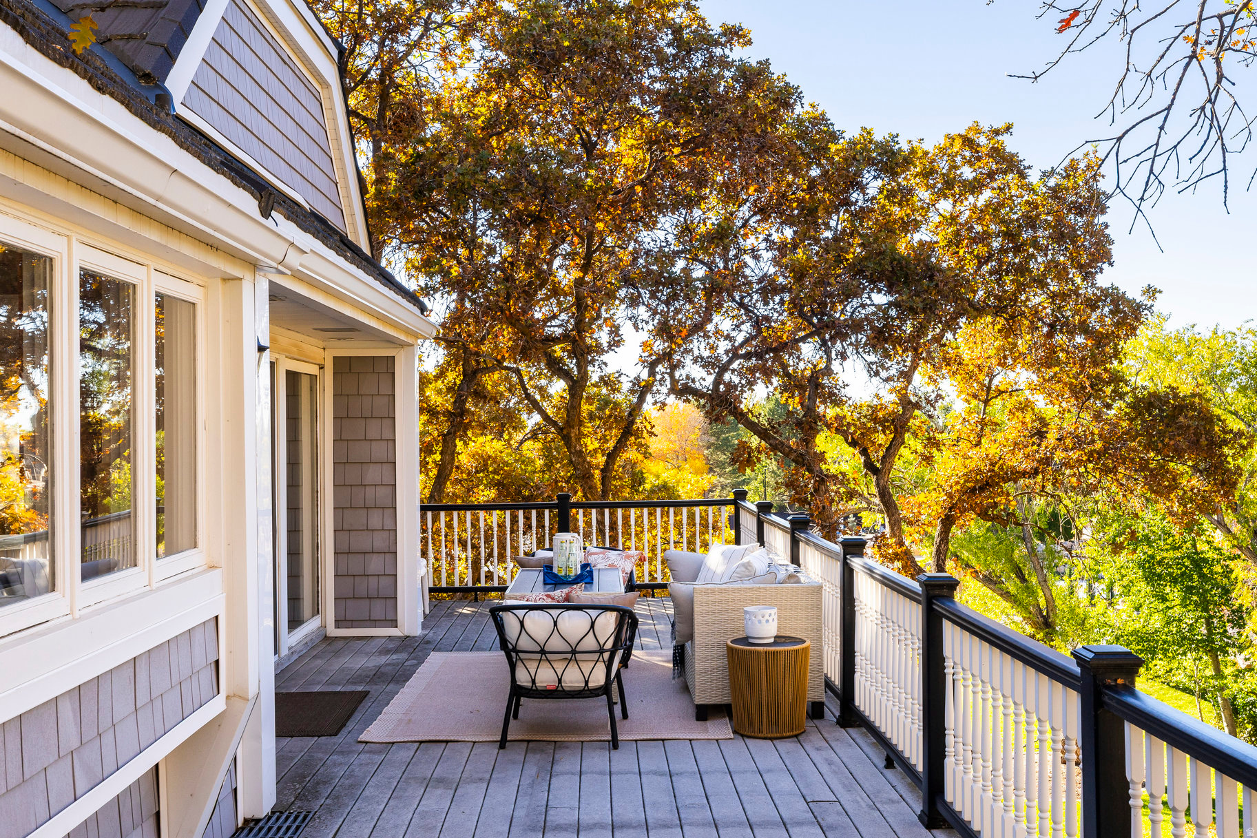 main property photo 78