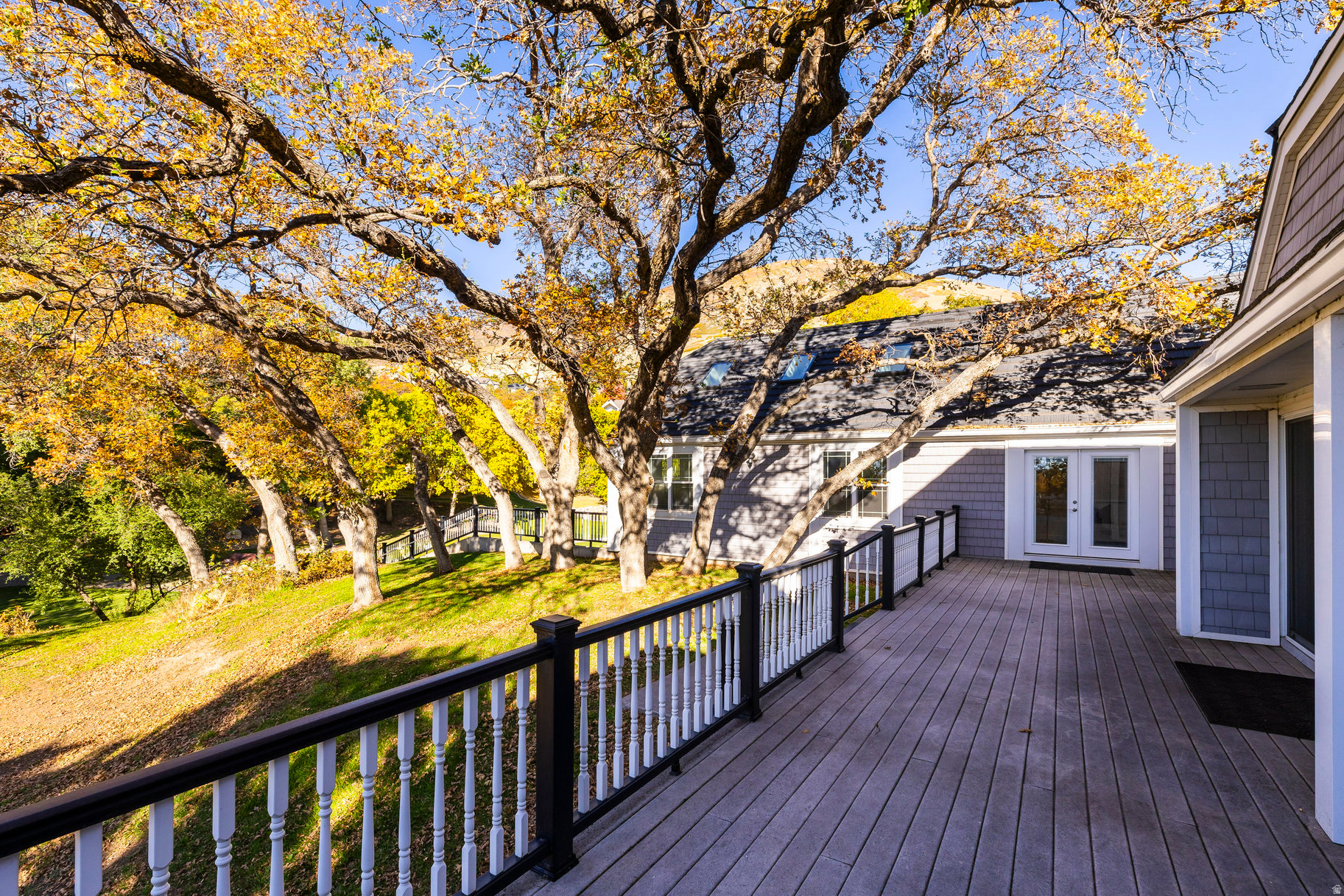 main property photo 79