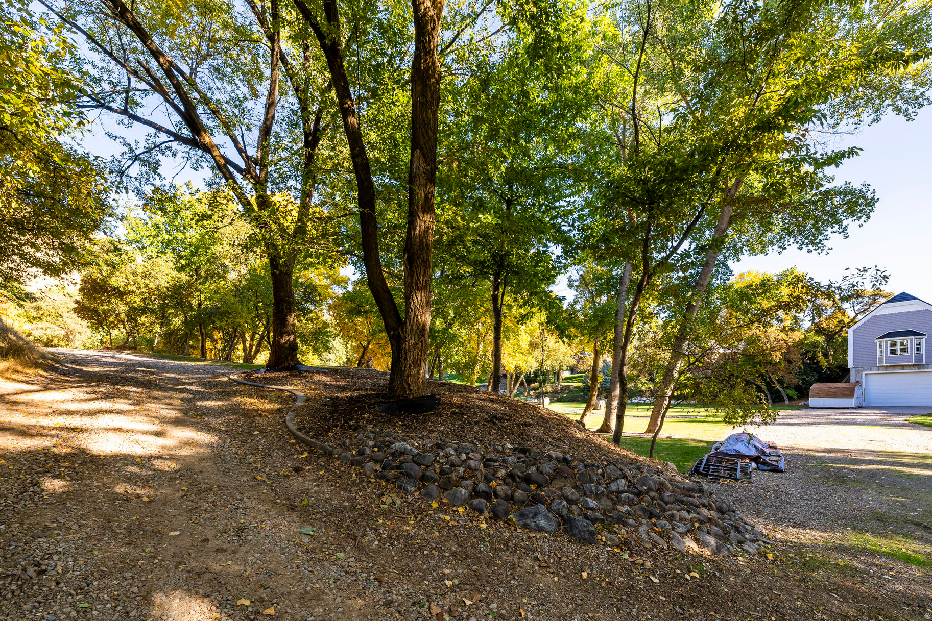 main property photo 80