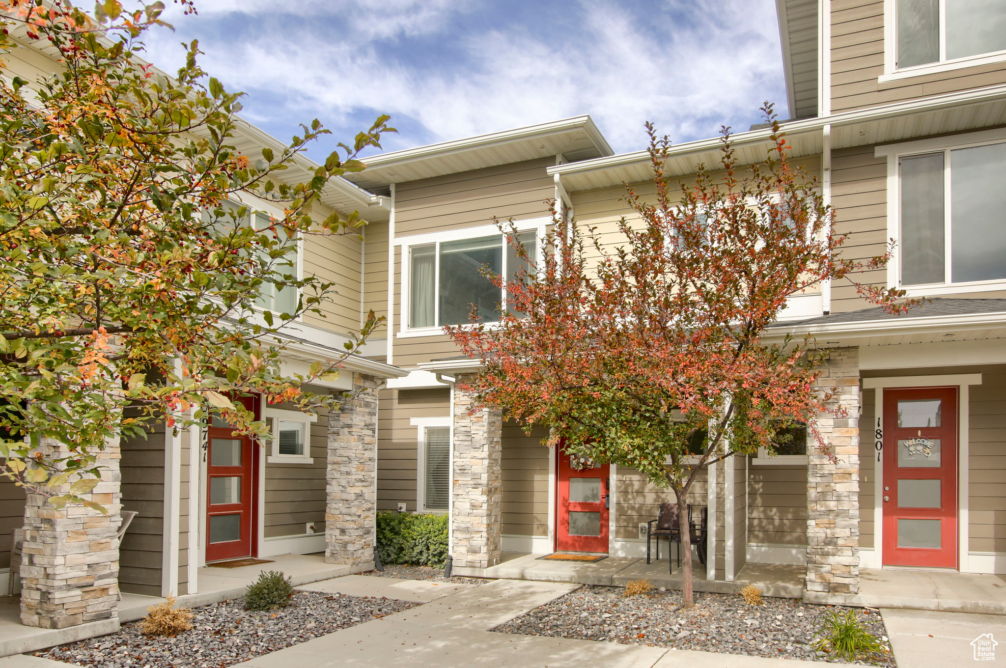property viewer photo 1
