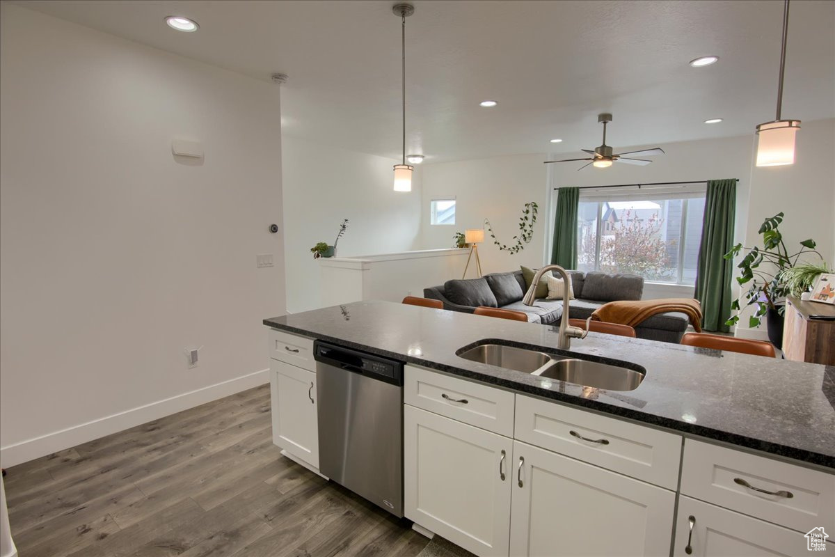 property viewer photo 10