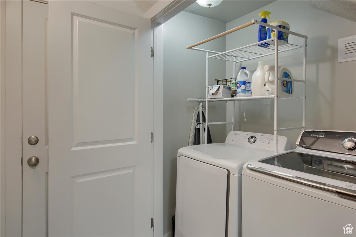 property viewer photo 19