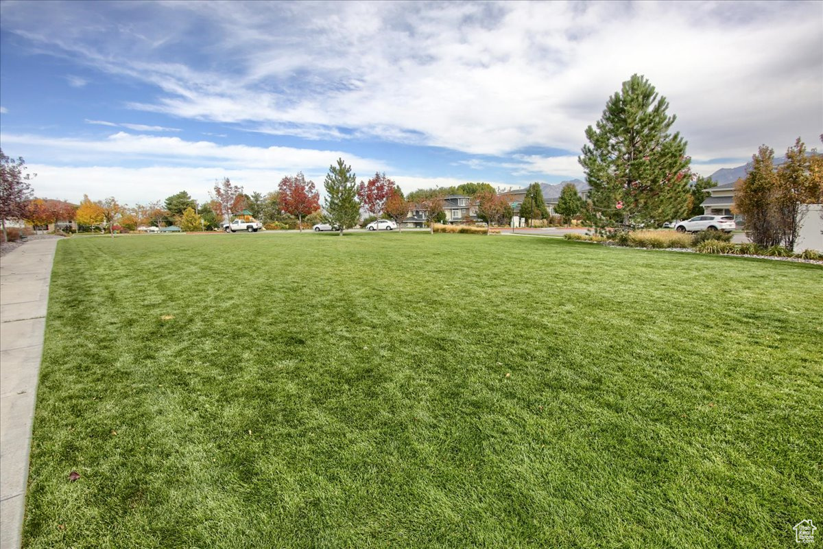 property viewer photo 23