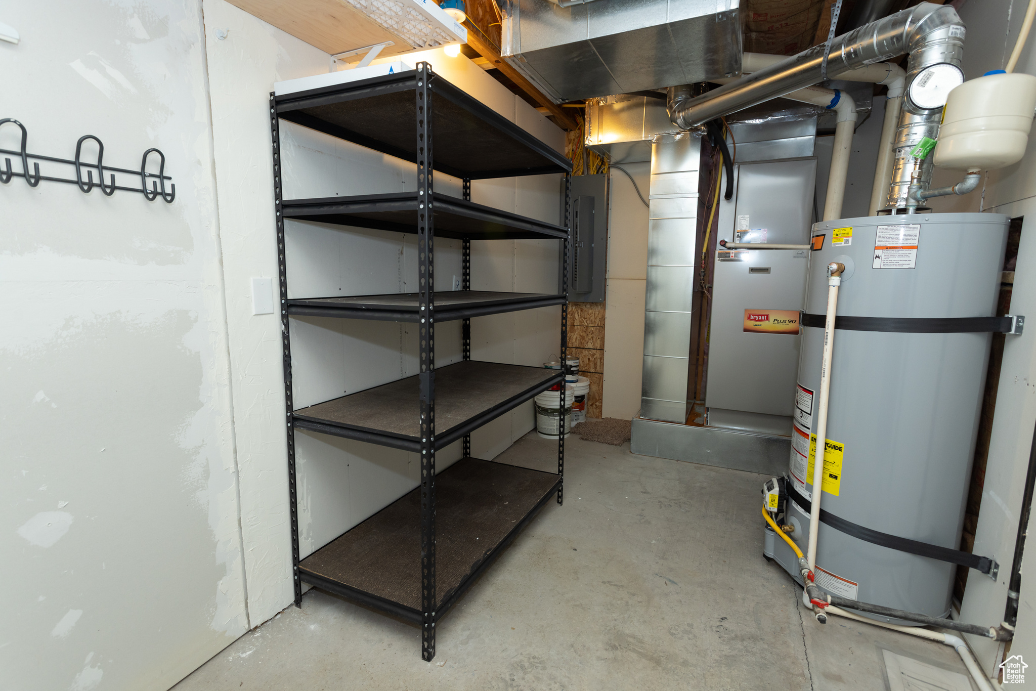 main property photo 50