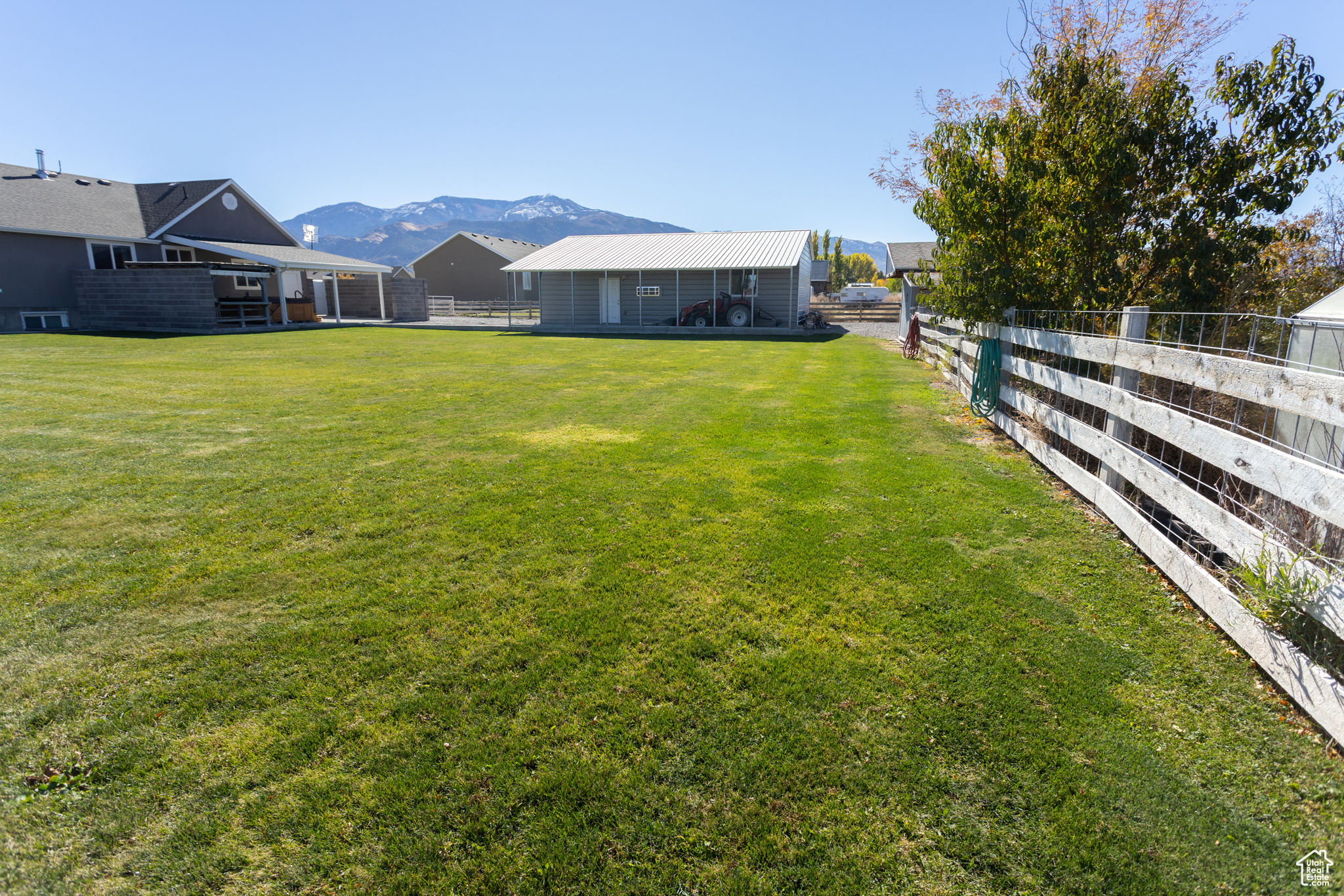 main property photo 60
