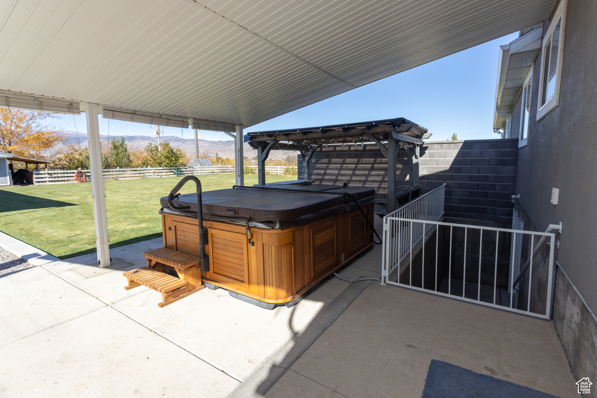 main property photo 68