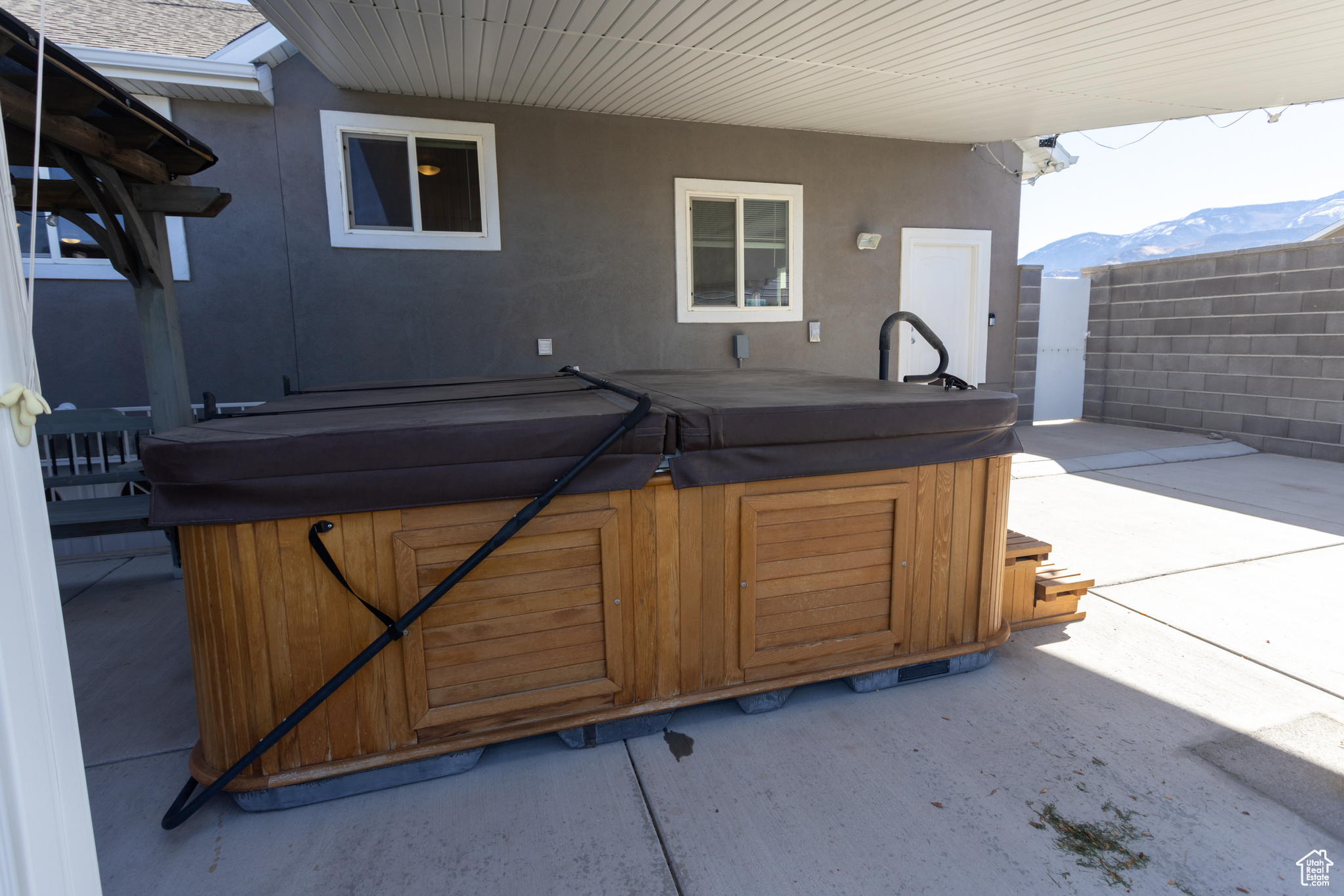 main property photo 71