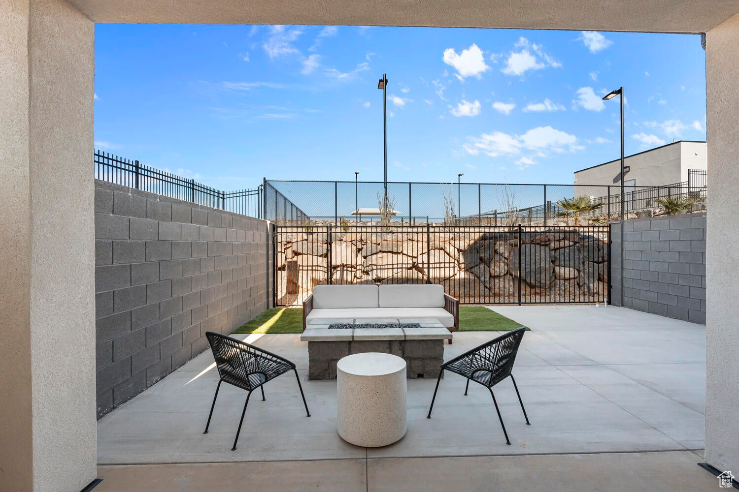 main property photo 37