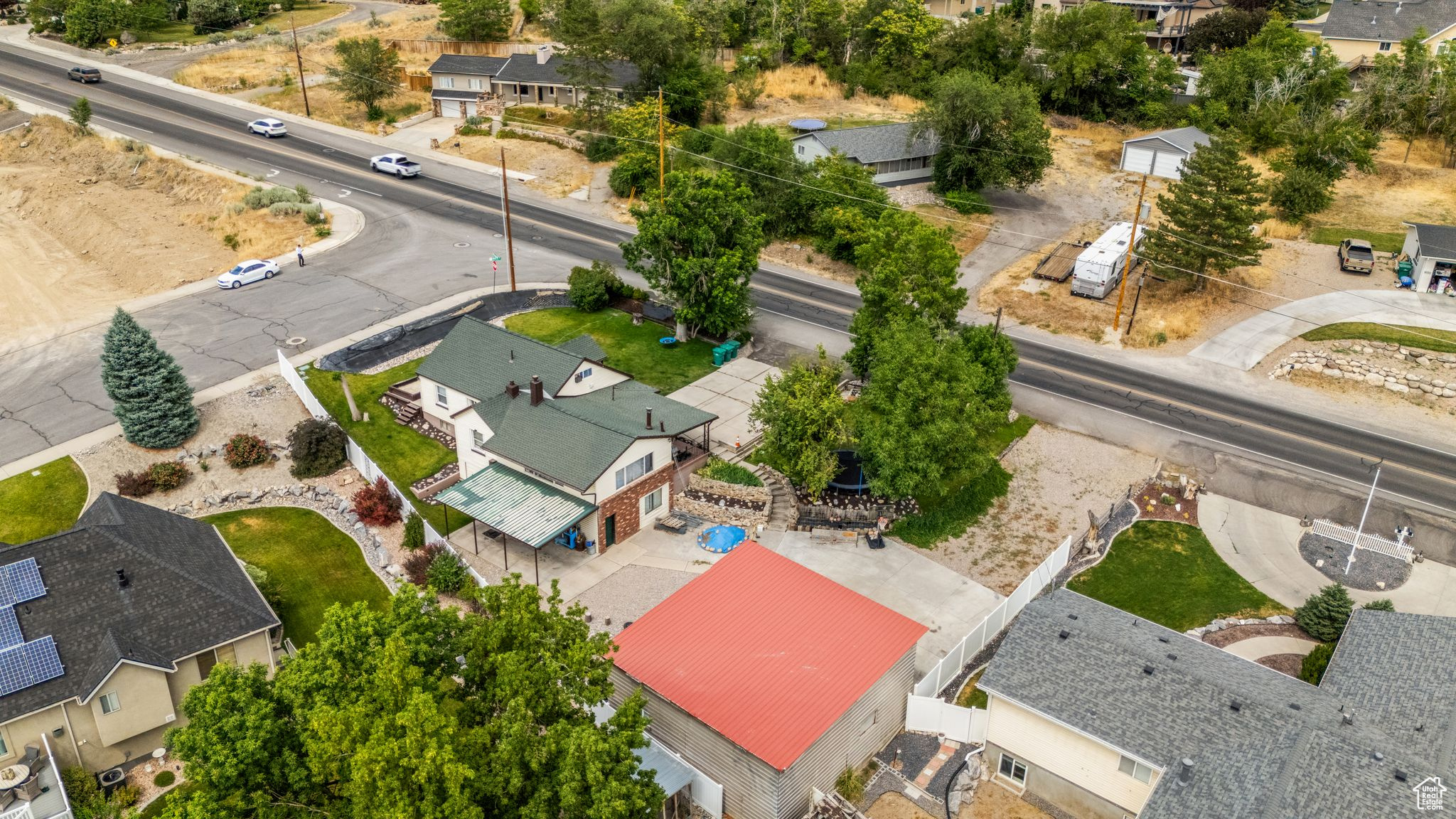 main property photo 6