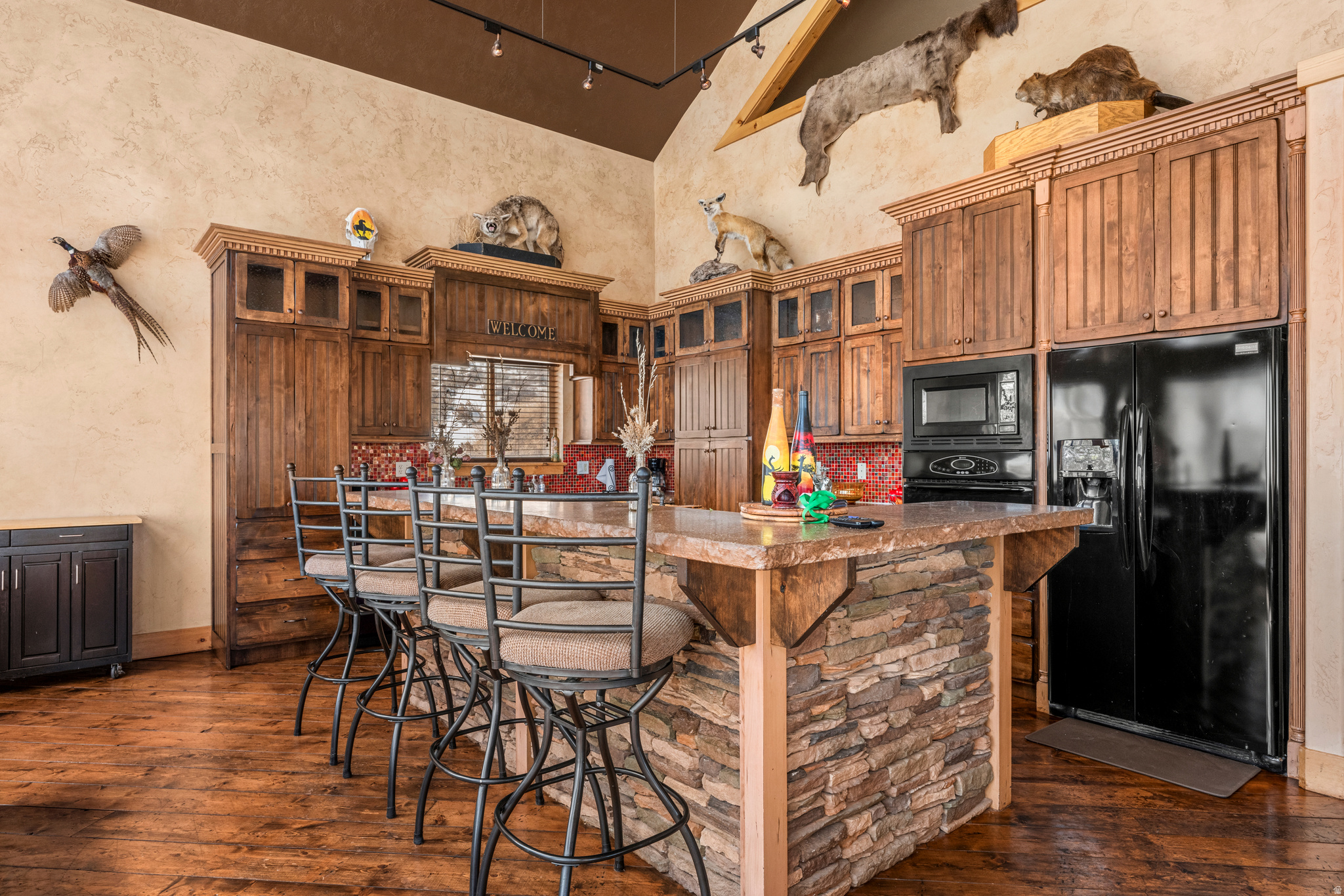 main property photo 49